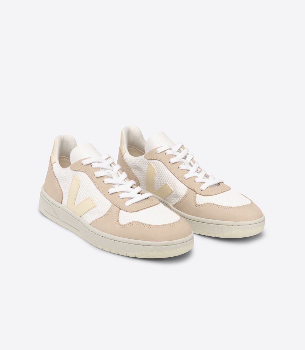 V-10 ALVEOMESH WHITE BUTTER ALMOND
