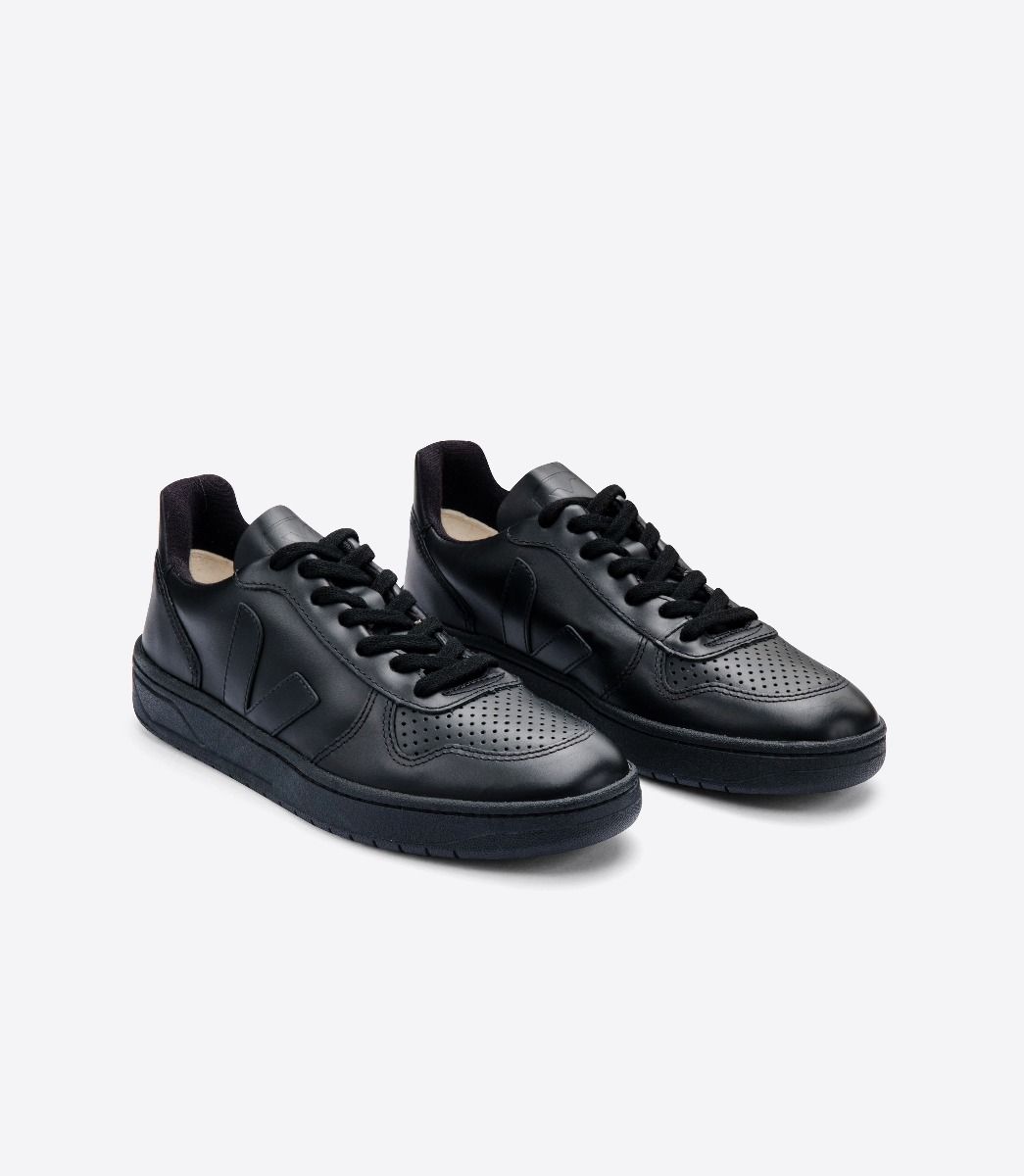 V-10 CWL ALL BLACK