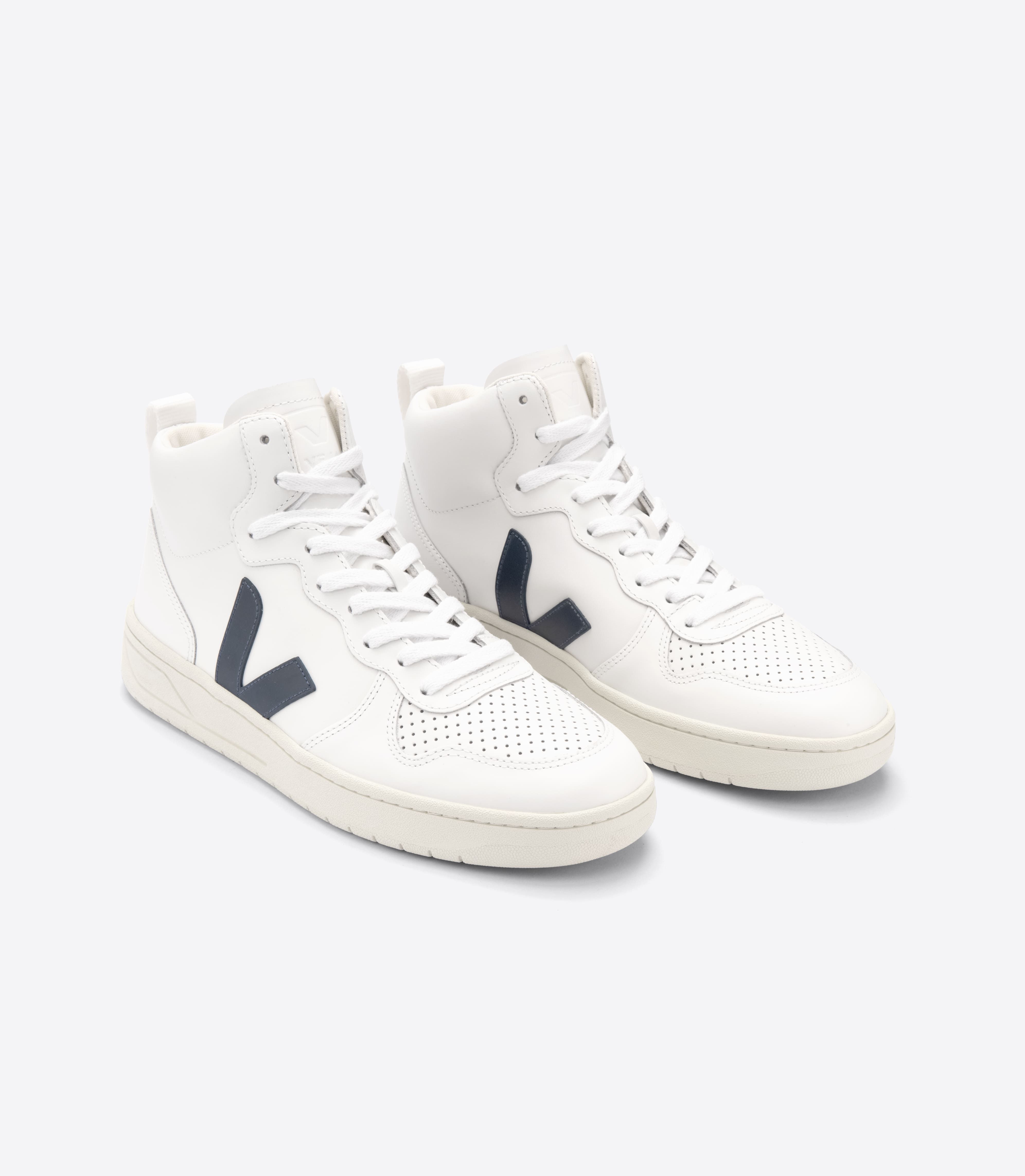 V-15 LEATHER WHITE NAUTICO