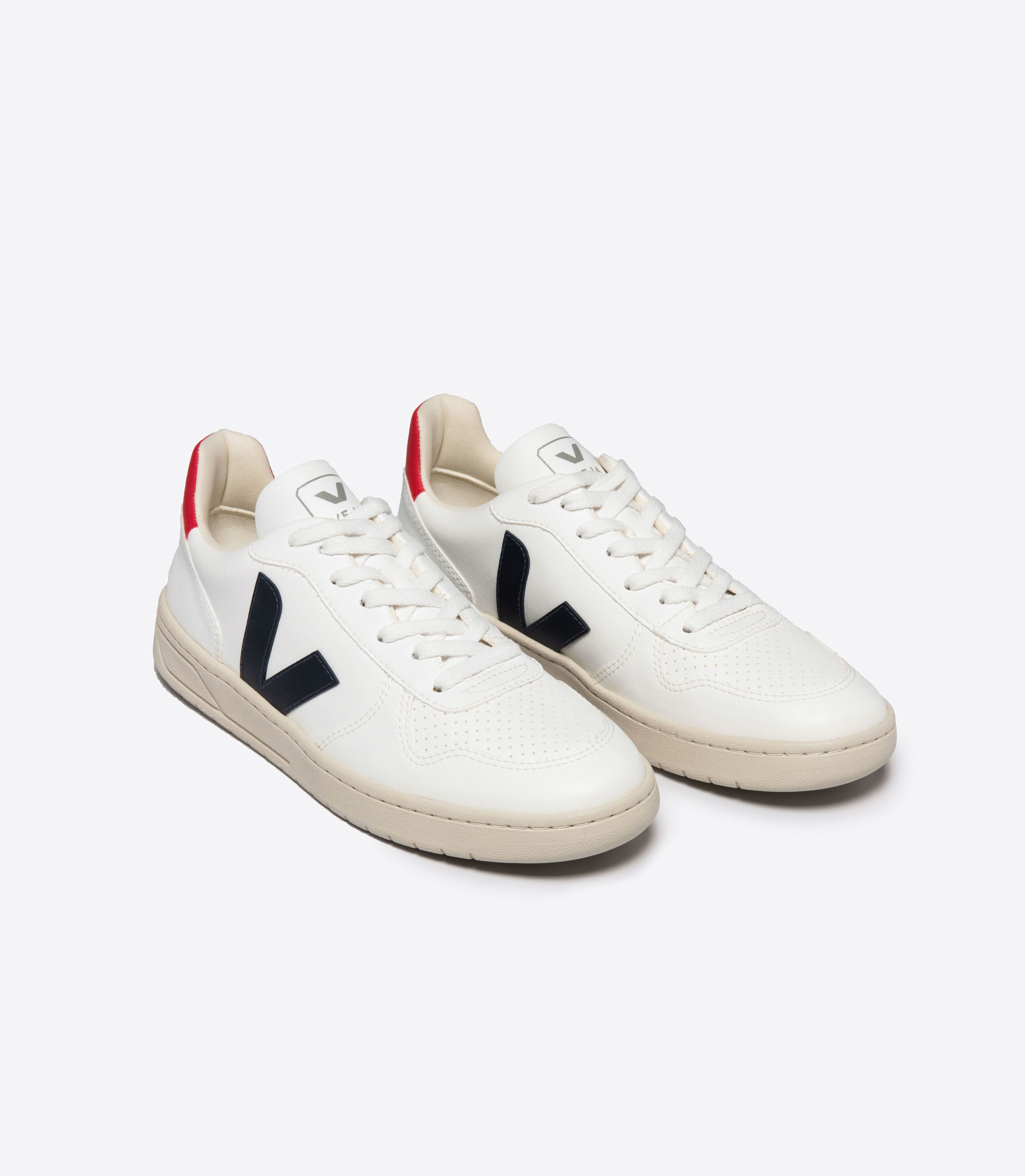 V-10 CWL WHITE NAUTICO PEKIN
