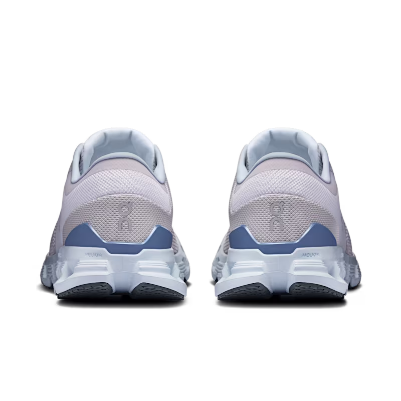 Women's Cloud X 4