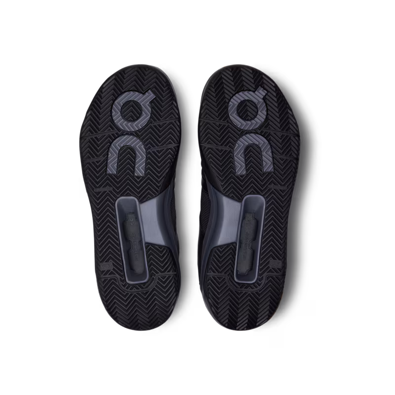 THE ROGER Clubhouse Pro Youth