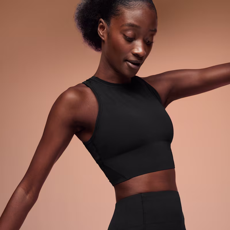 Women's Movement Crop