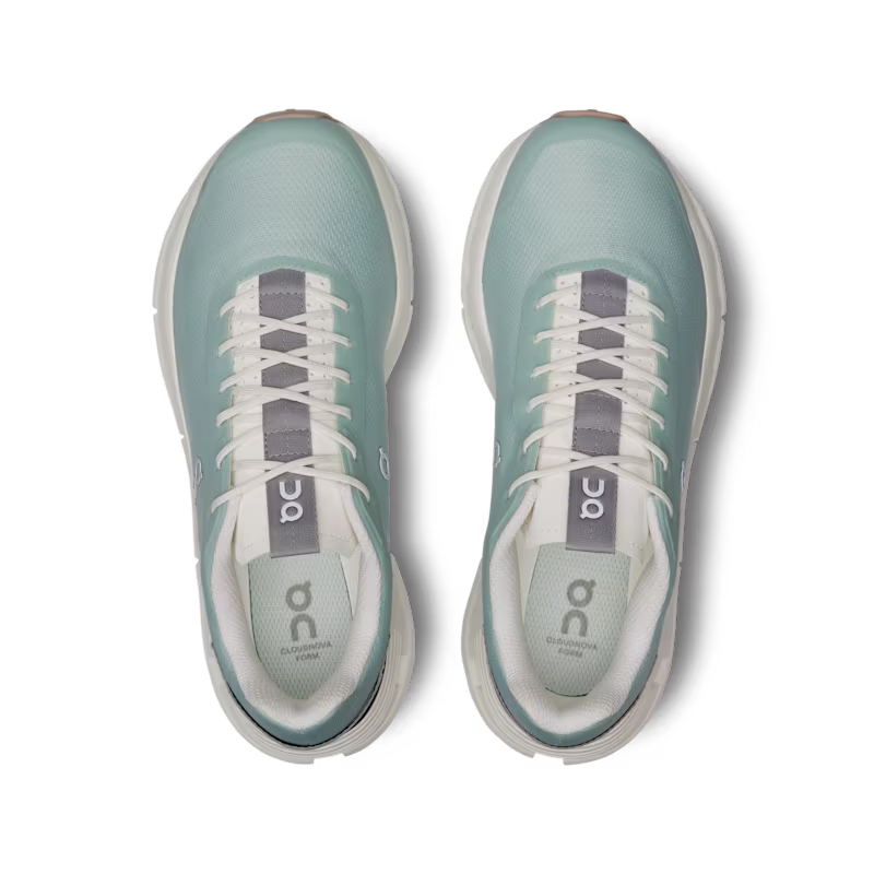 Women's Cloudnova Form