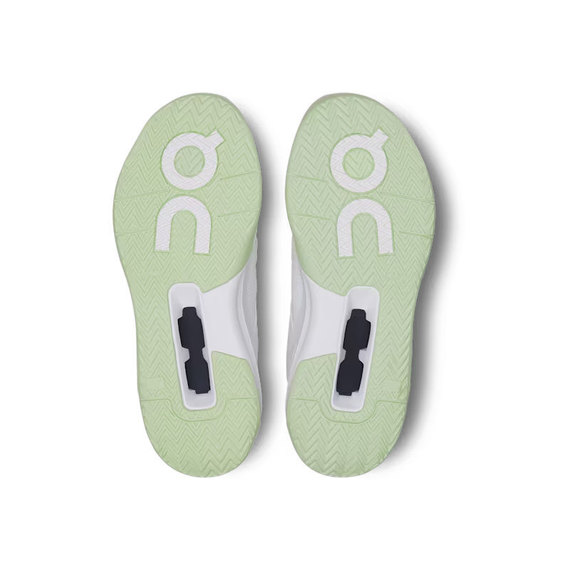 THE ROGER Clubhouse Pro Youth