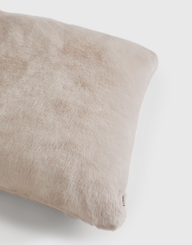 Country Road Loui Faux Fur 60x60 Cushion