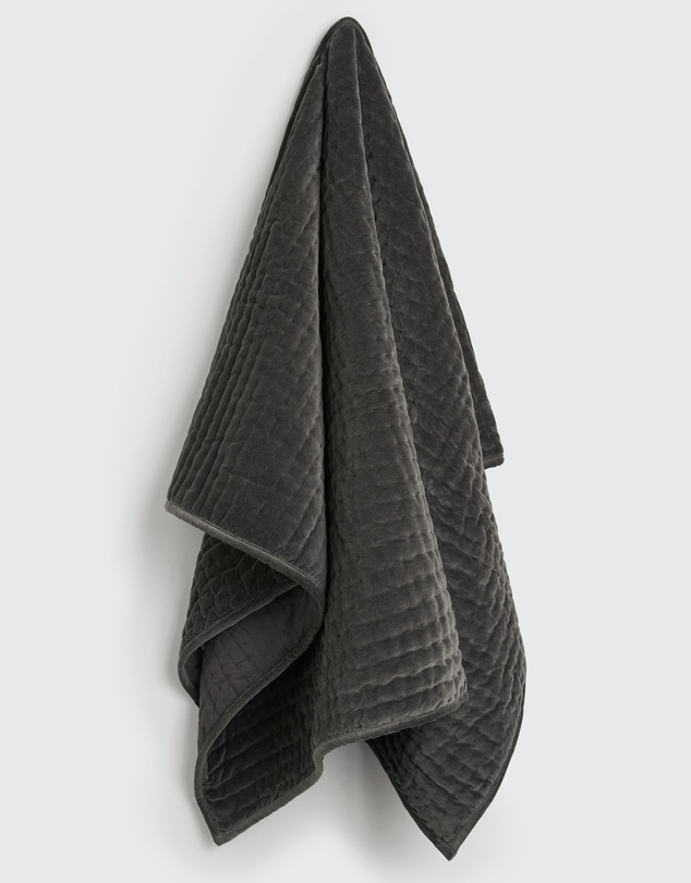 Country Road Toba Throw