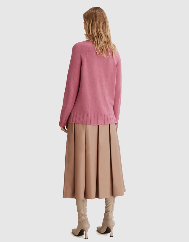 Country Road Deep V-neck Pullover