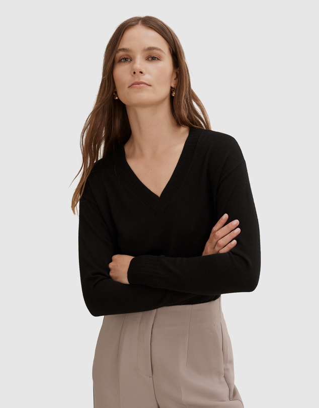 Country Road Verified Australian Merino Wool V-neck Knit