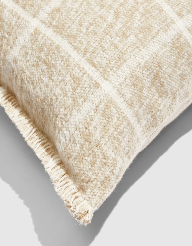 Country Road Miles 35x60 Cushion