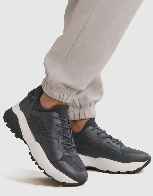 Country Road Ashton Sneaker