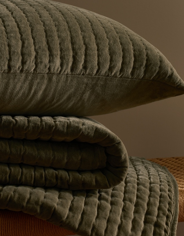 Country Road Toba Throw