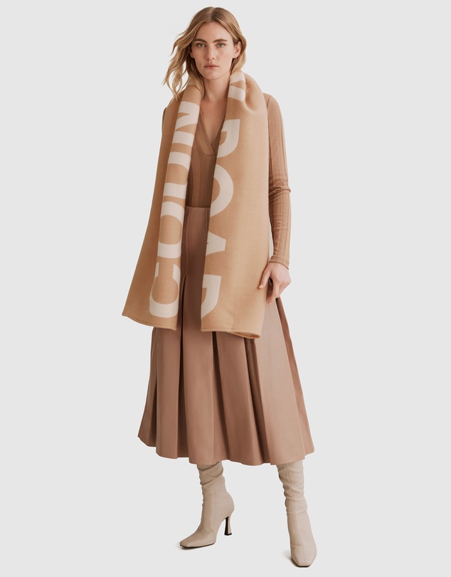 Country Road Rib Polo Long Sleeve Top