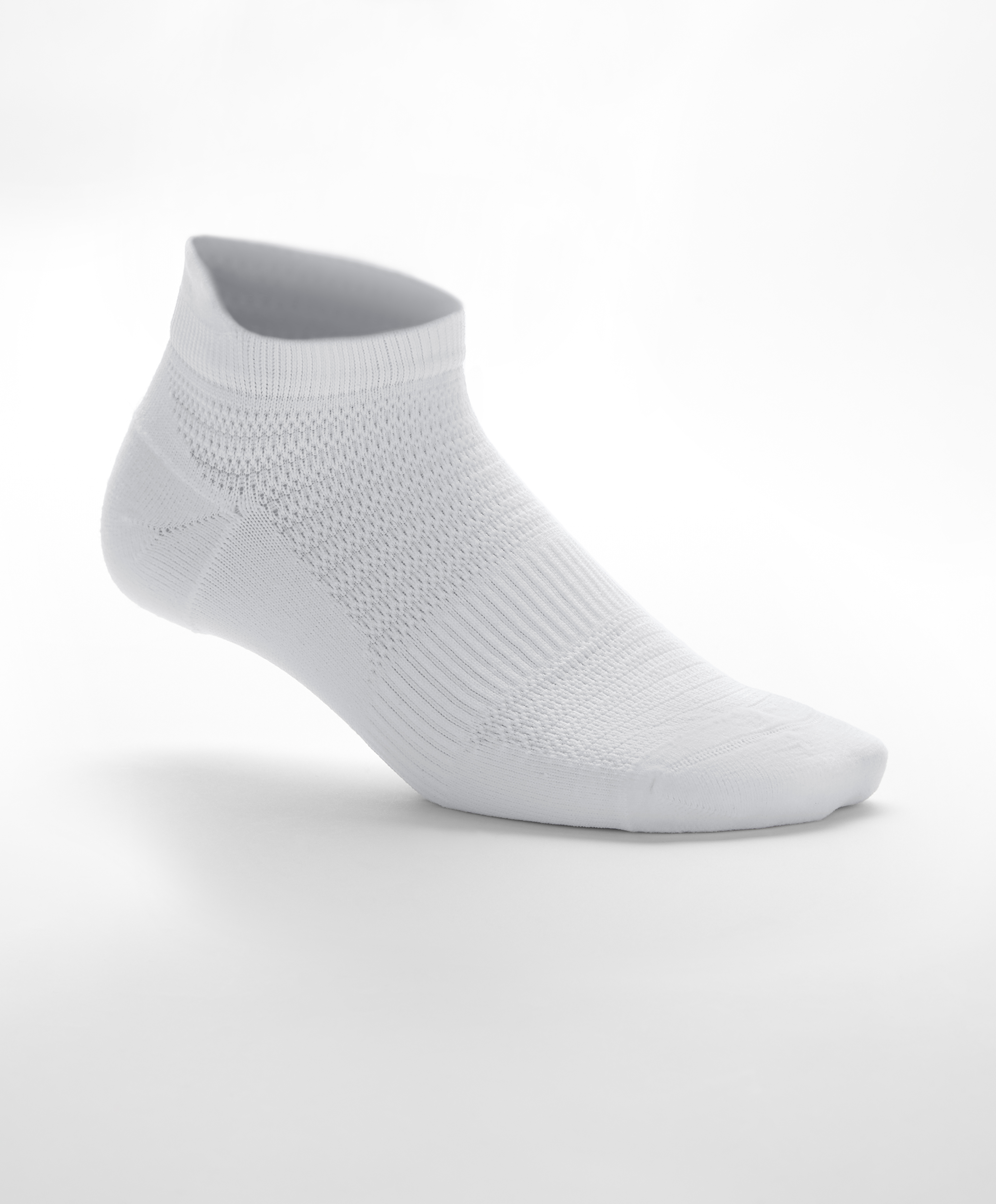 3 pairs of tab cotton blend sports sneaker socks