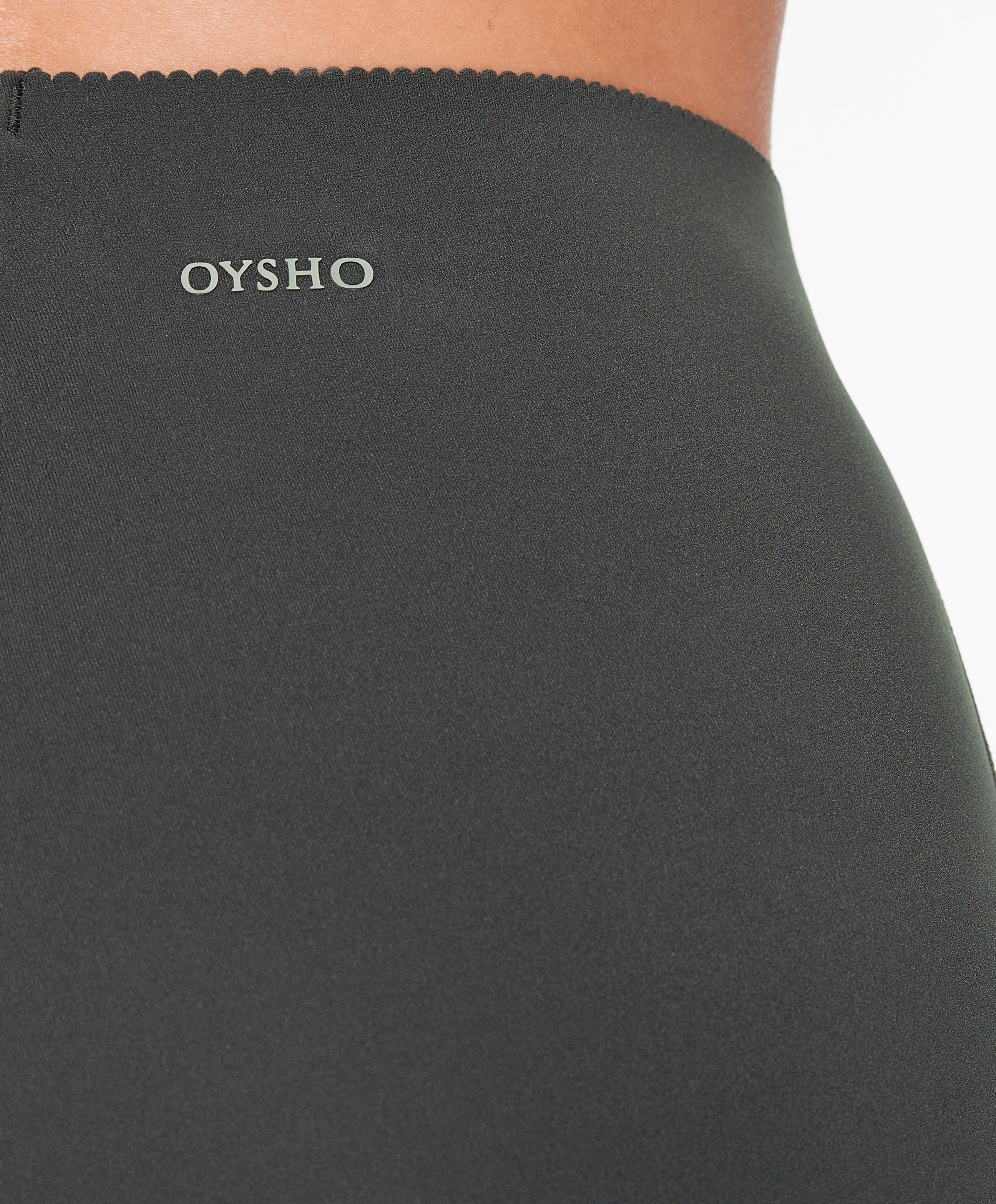 Compressive core control ankle-length leggings