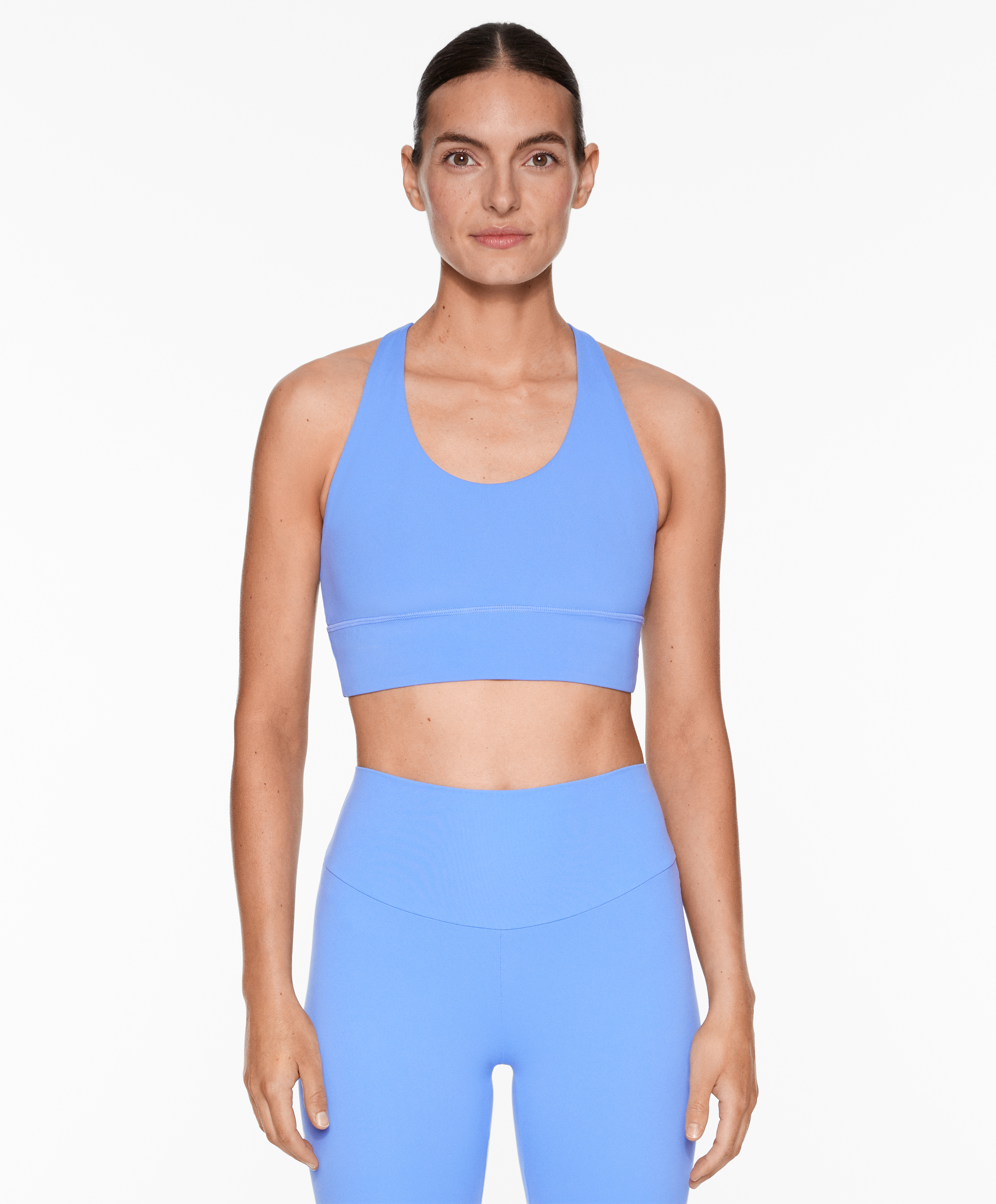 Medium-support comfortlux sports bra with cups