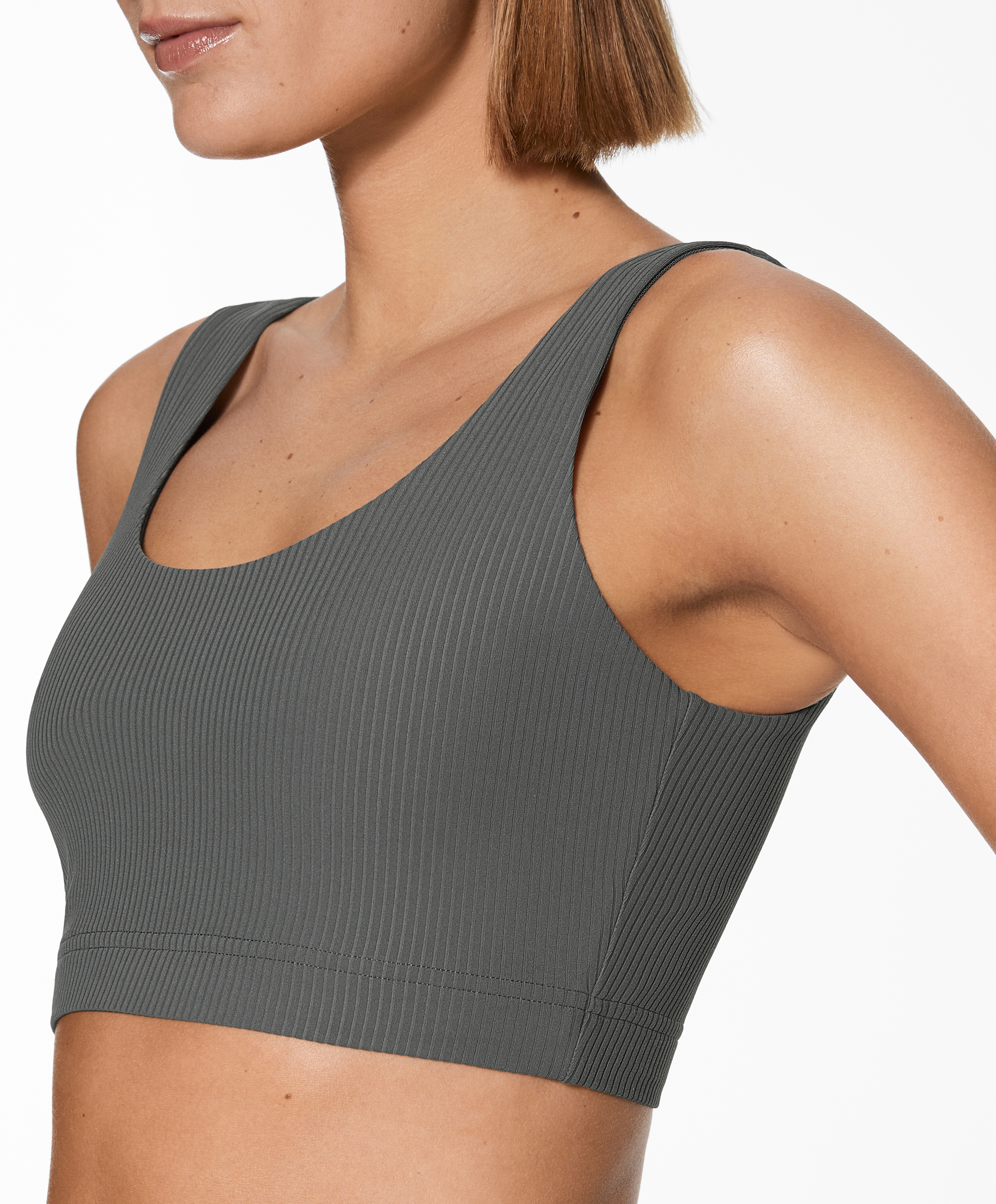 Medium-support comfortlux rib sports bra with cups