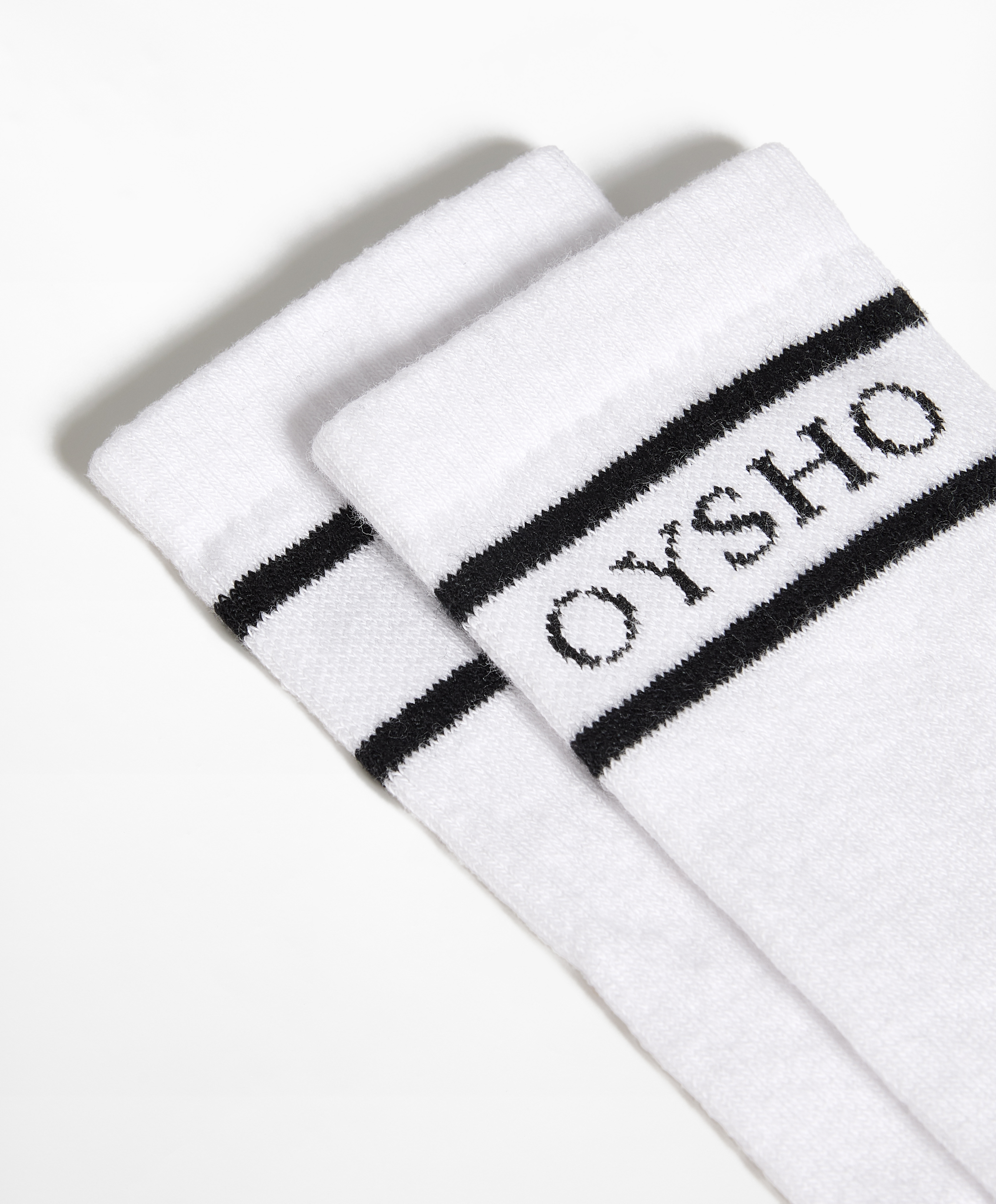 Stripe rib classic sports socks in a cotton blend