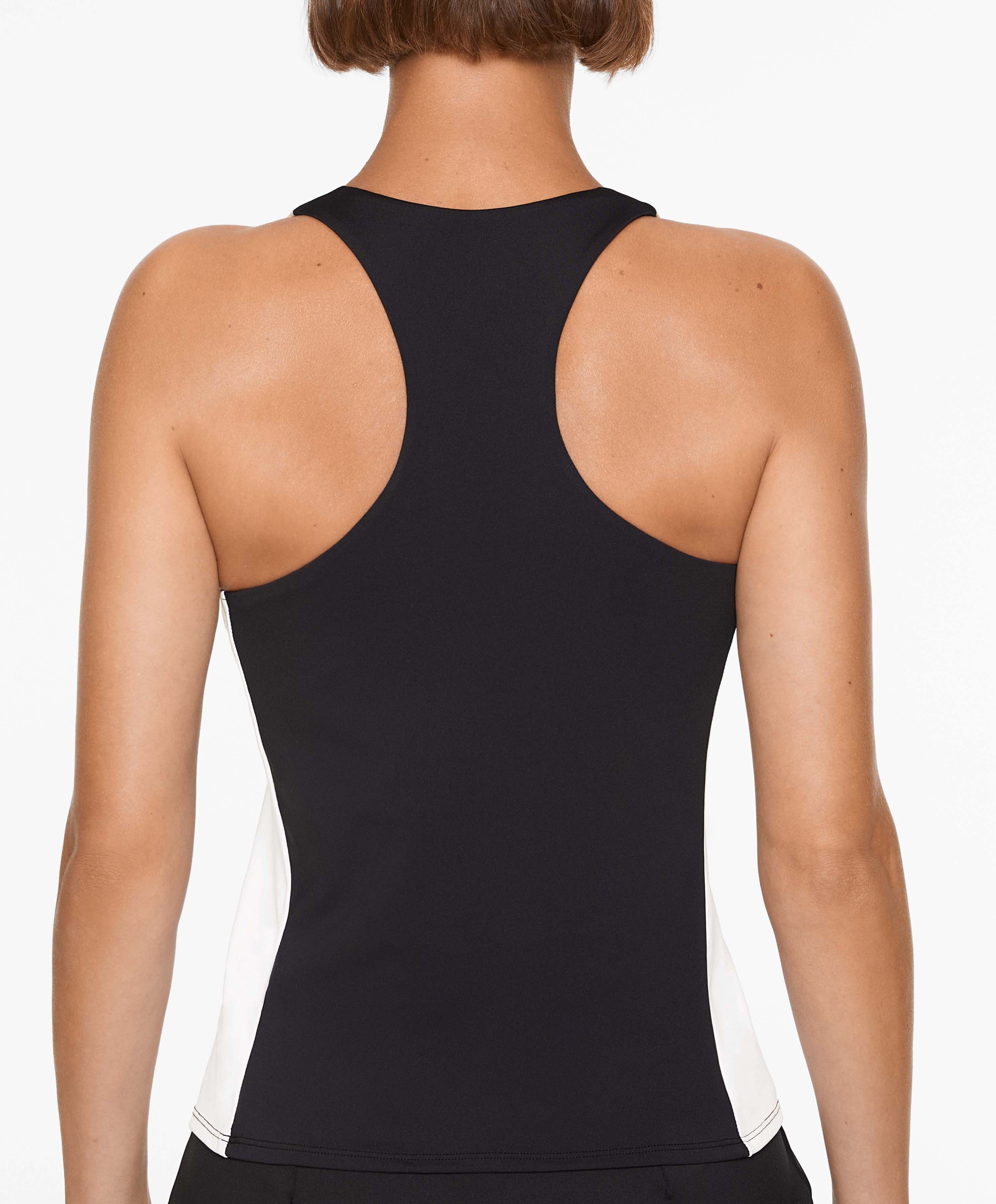 Sleeveless block T-shirt