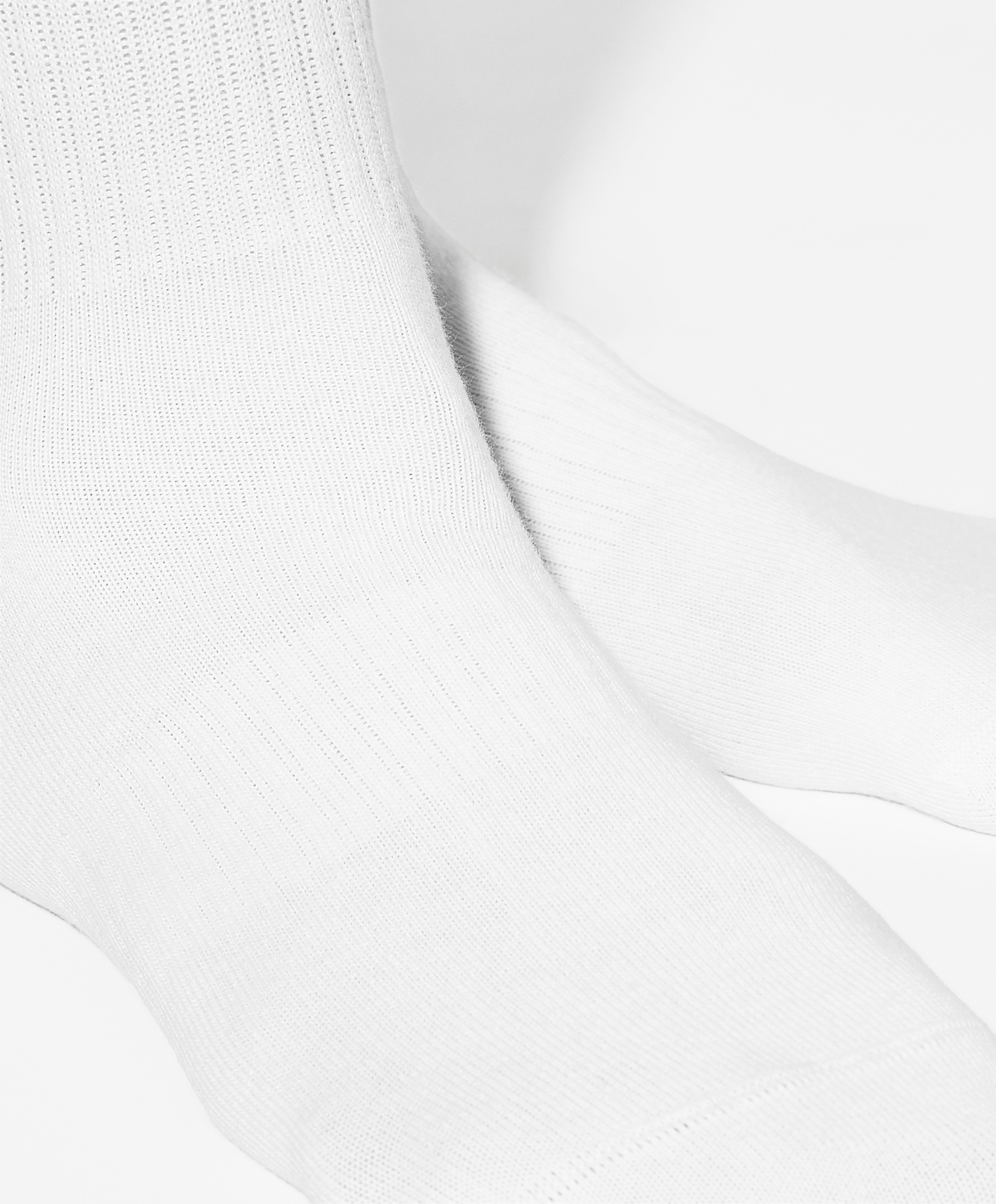 Stripe rib classic sports socks in a cotton blend