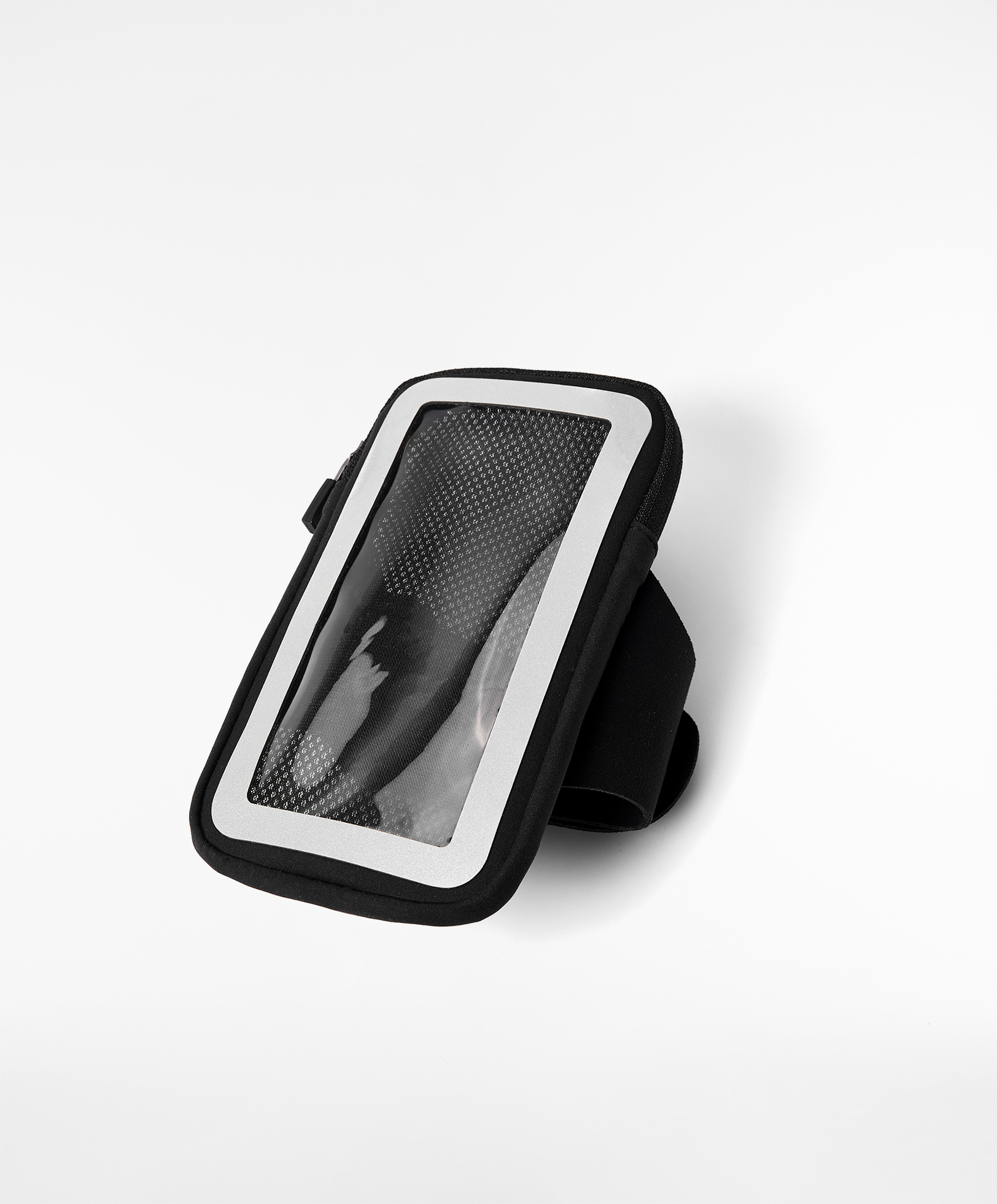 Touchscreen mobile phone armband
