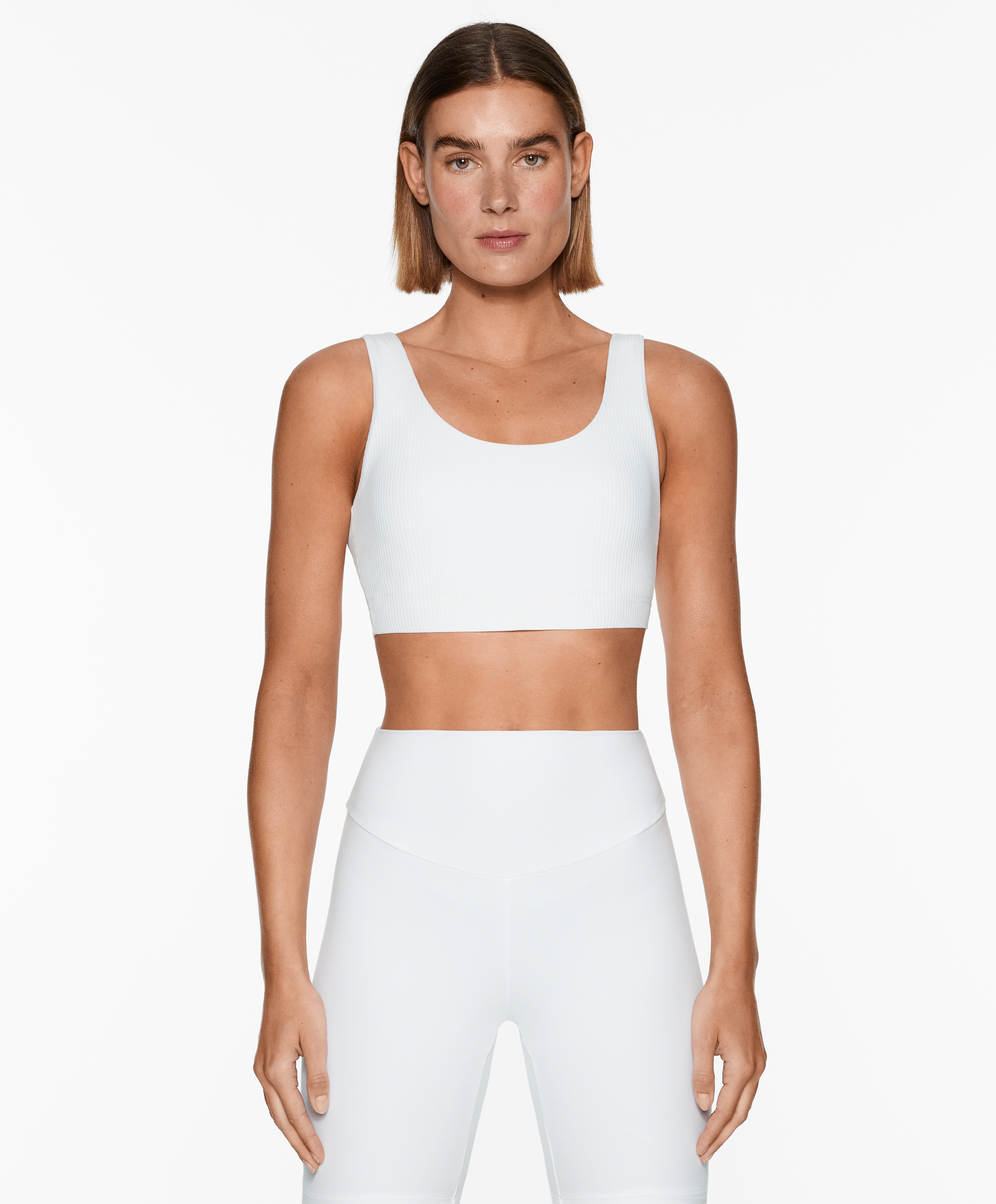 Medium-support comfortlux rib sports bra with cups