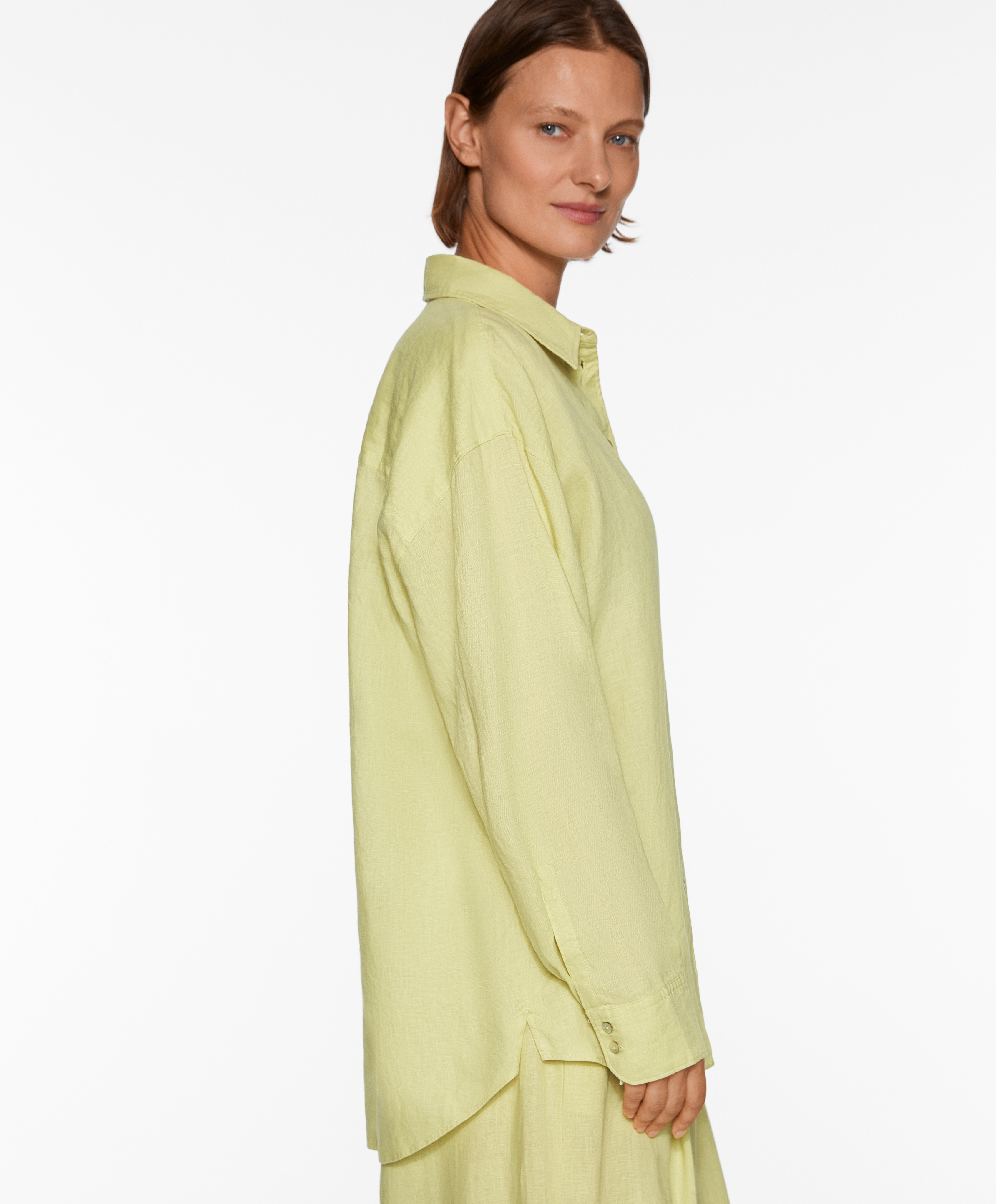100% linen long-sleeved shirt