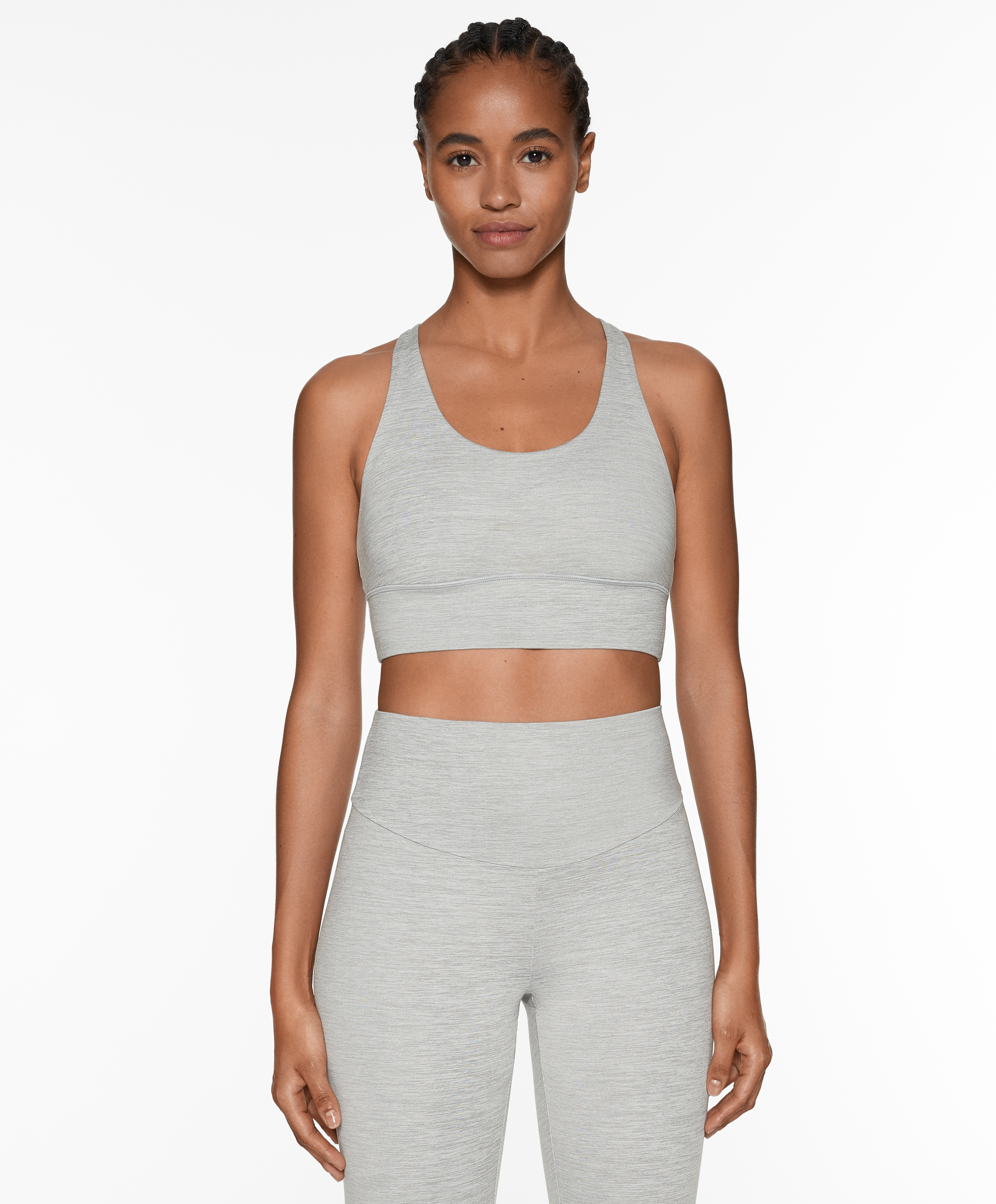 Medium-support comfortlux sports bra with cups
