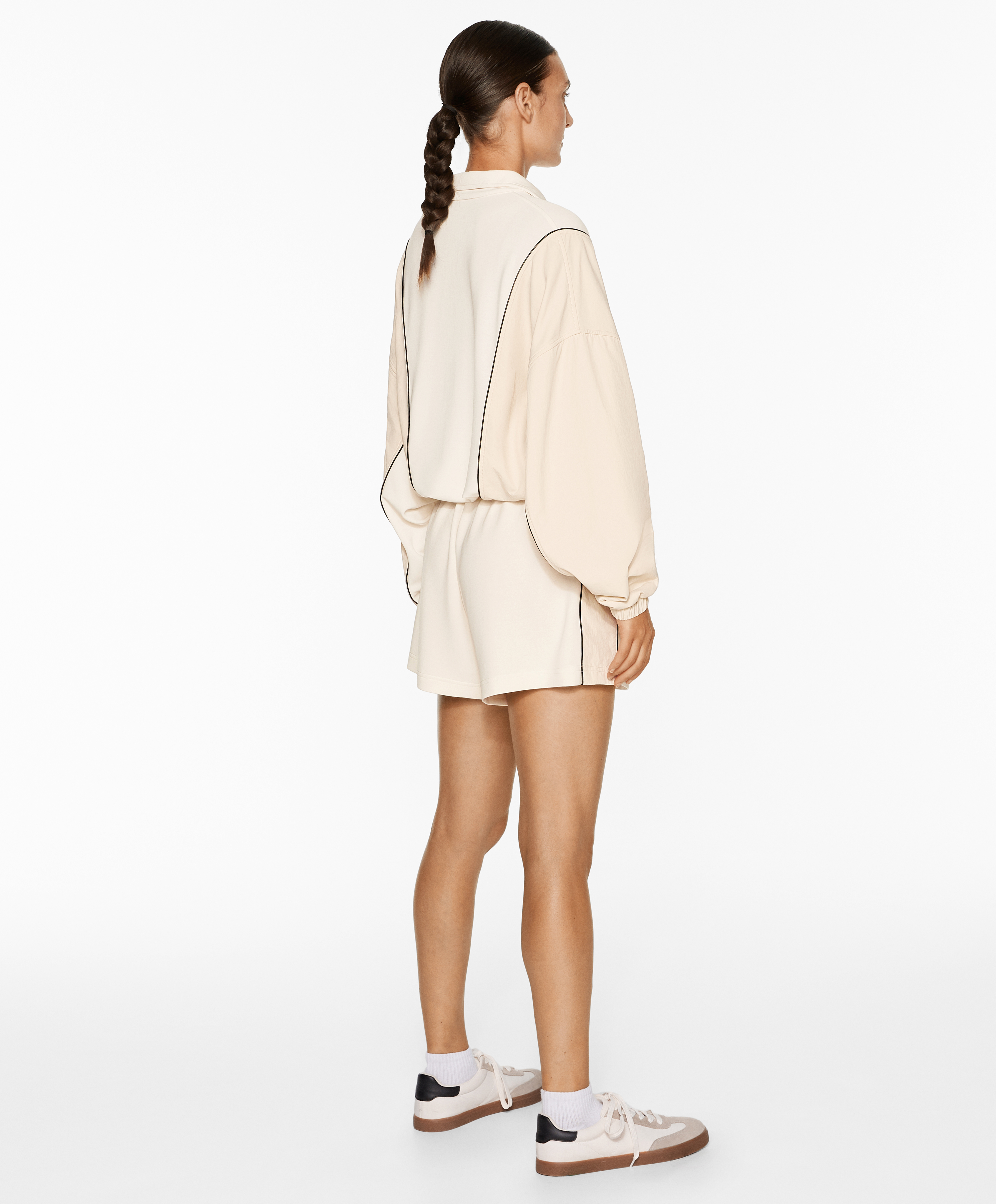 Side appliqué shorts with modal