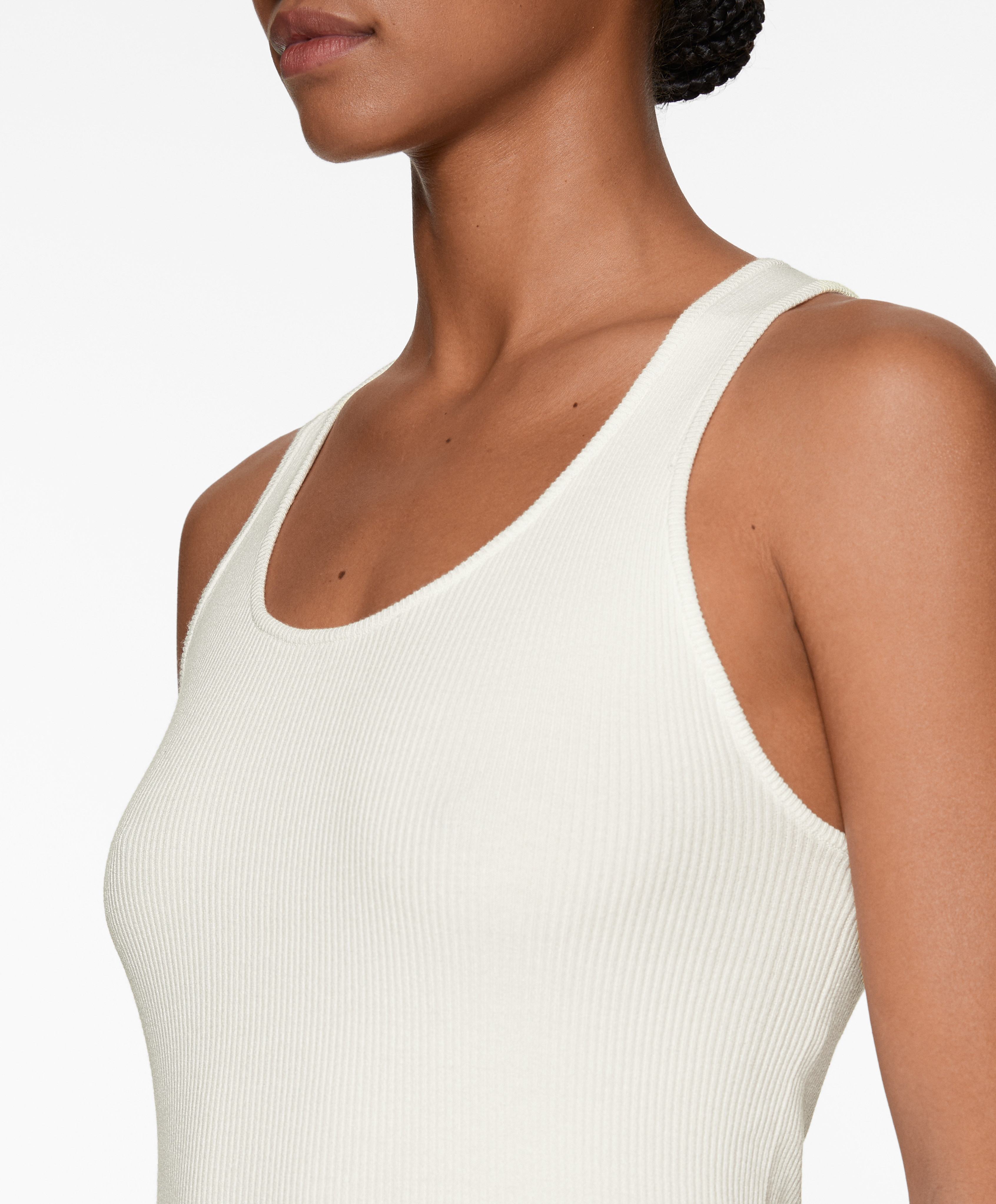 Knit sleeveless T-shirt