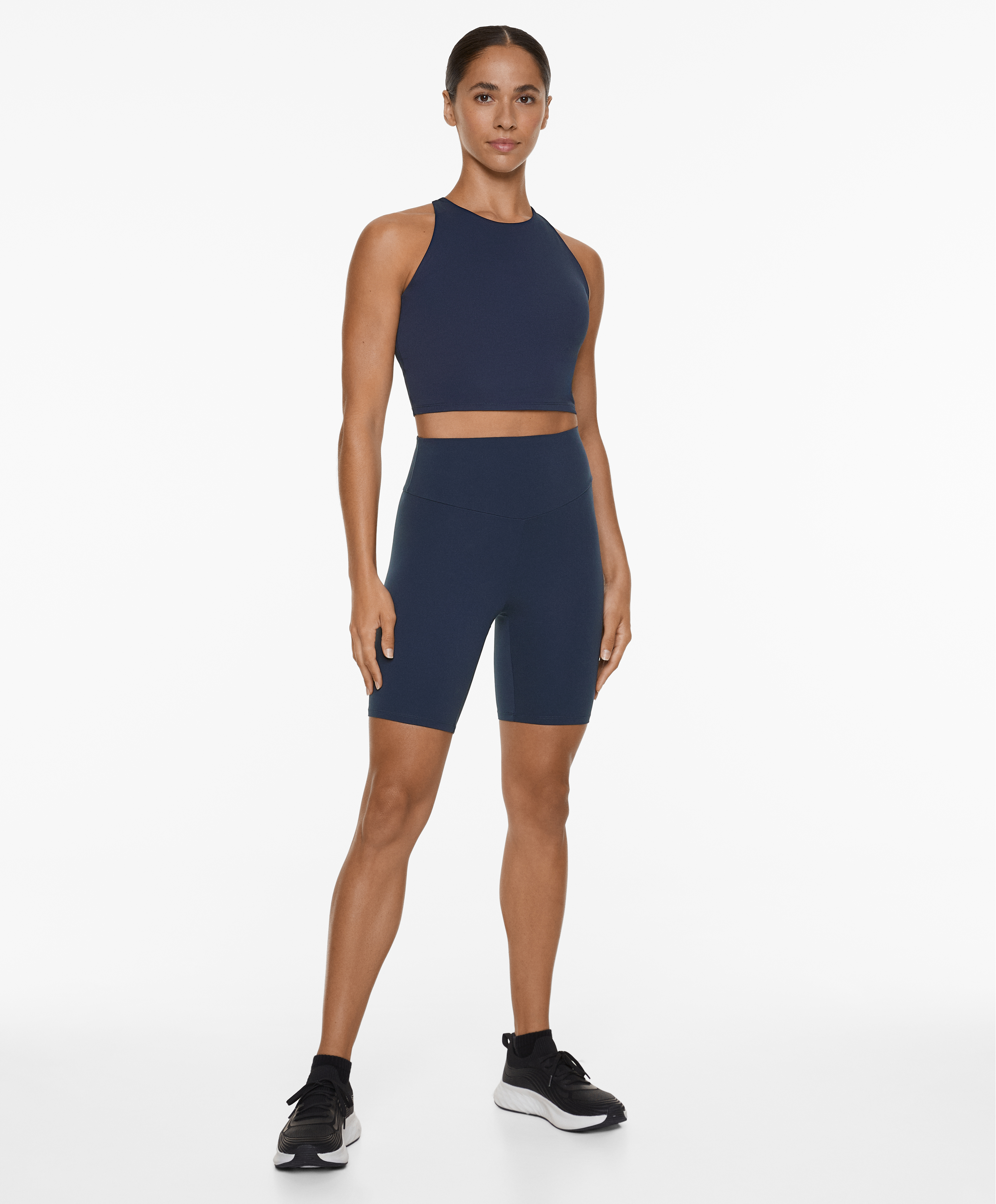 Comfortlux strap tank top with cups