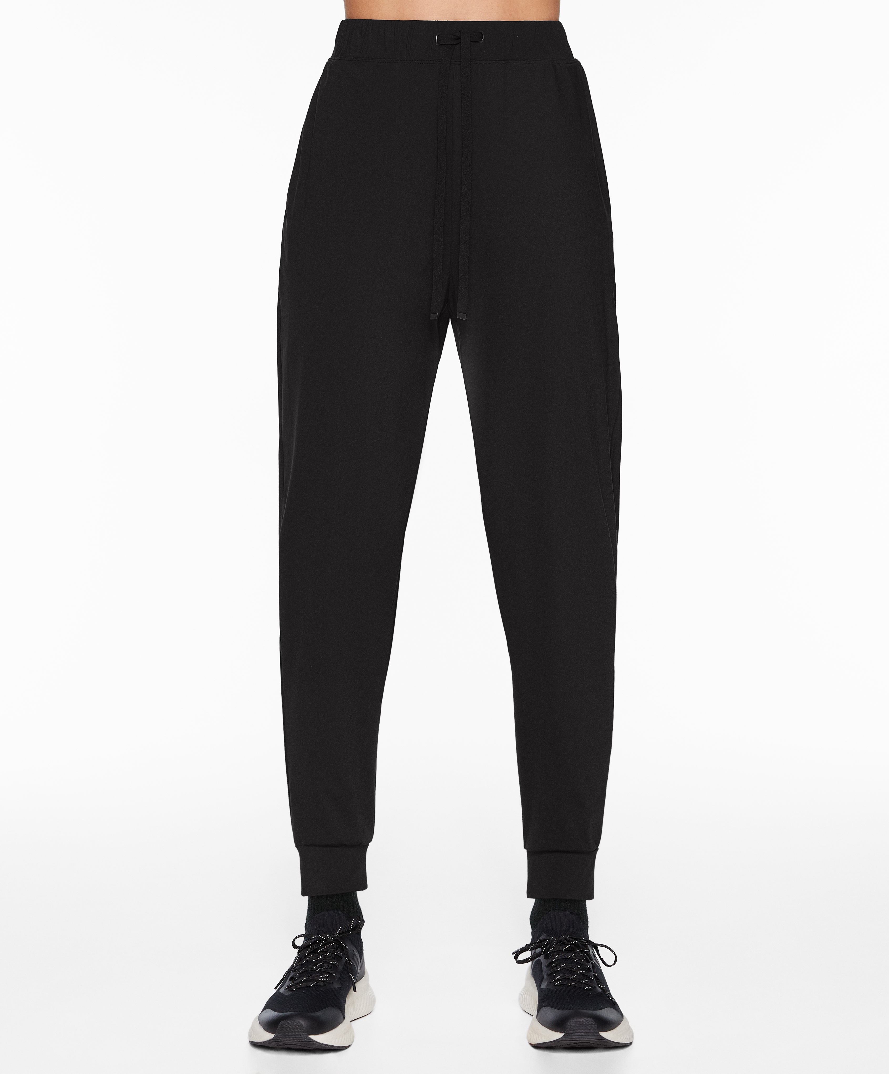 Classic light-touch fitted joggers
