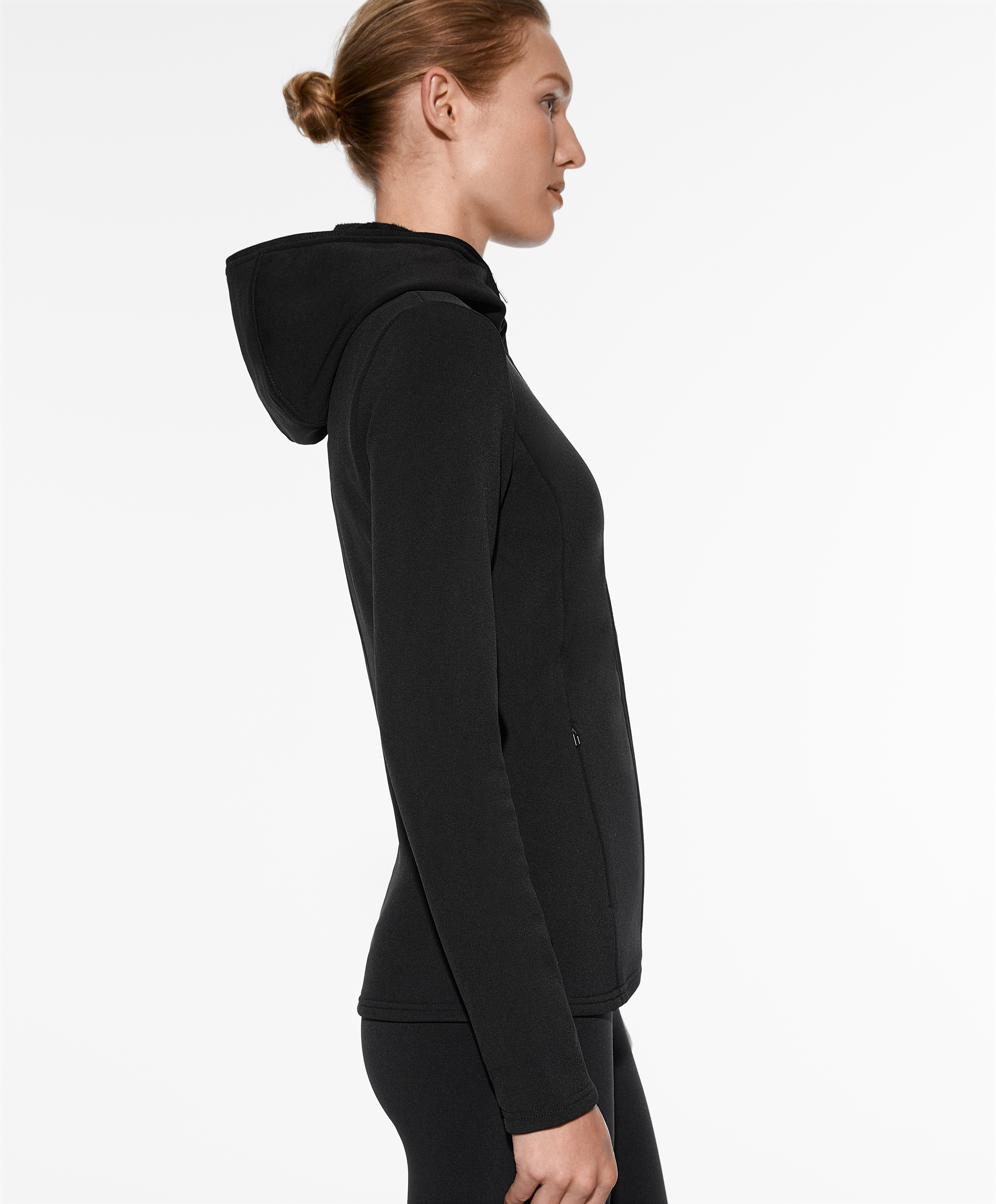 Super-extra-warm seamless hooded technical jacket