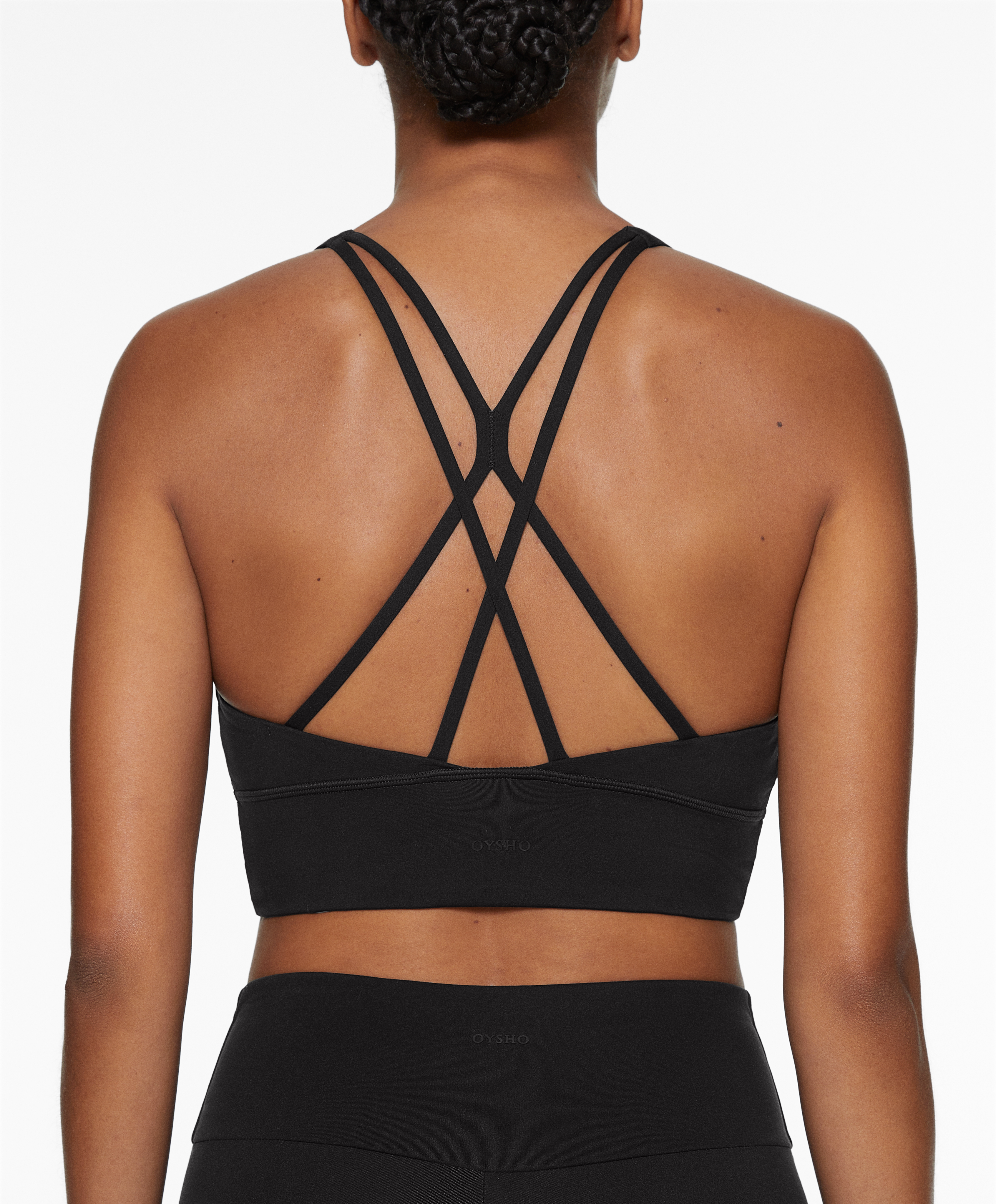 Medium-support comfortlux sports bra with cups