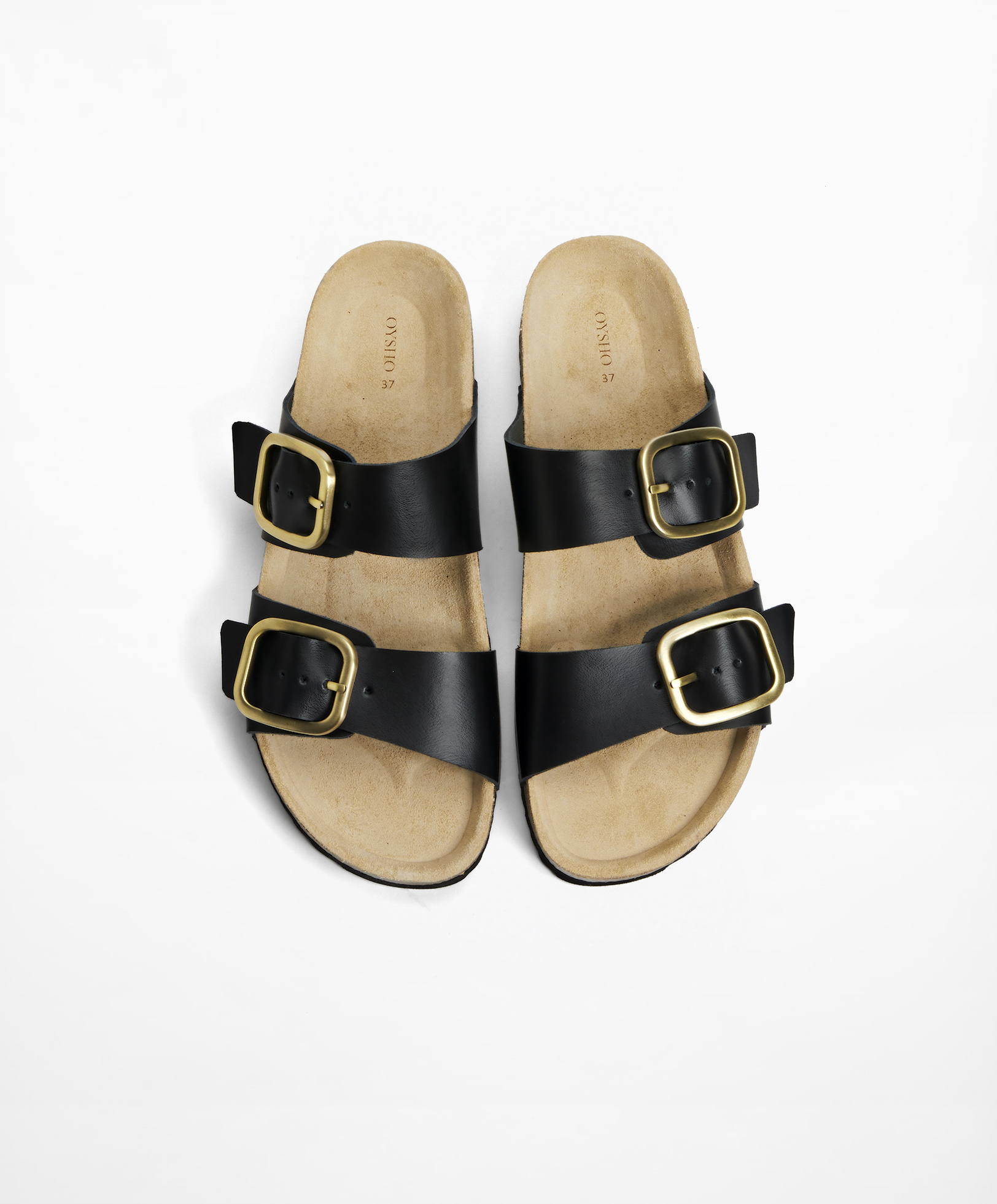 Leather sandals with buckle