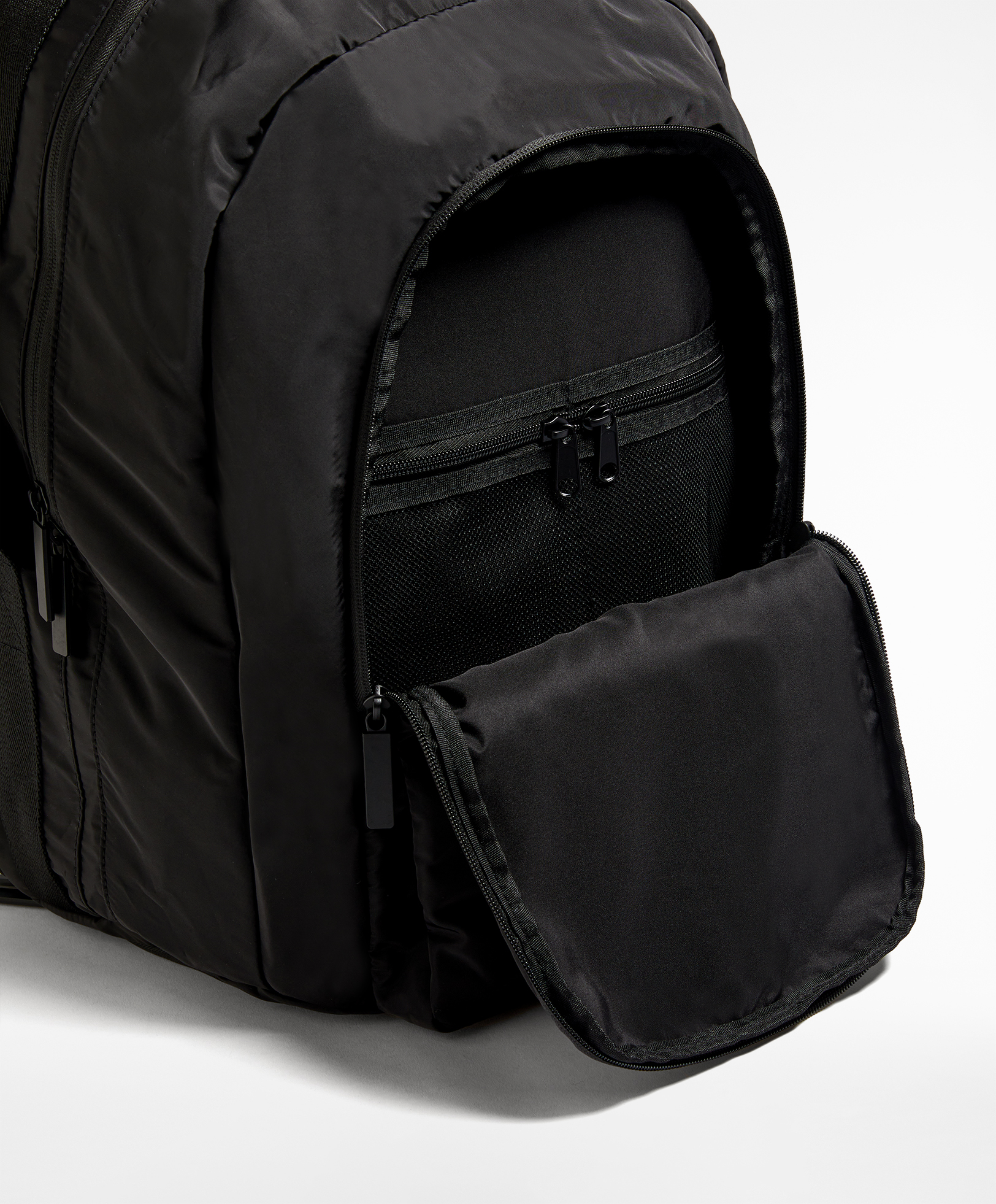 Multifunctional backpack