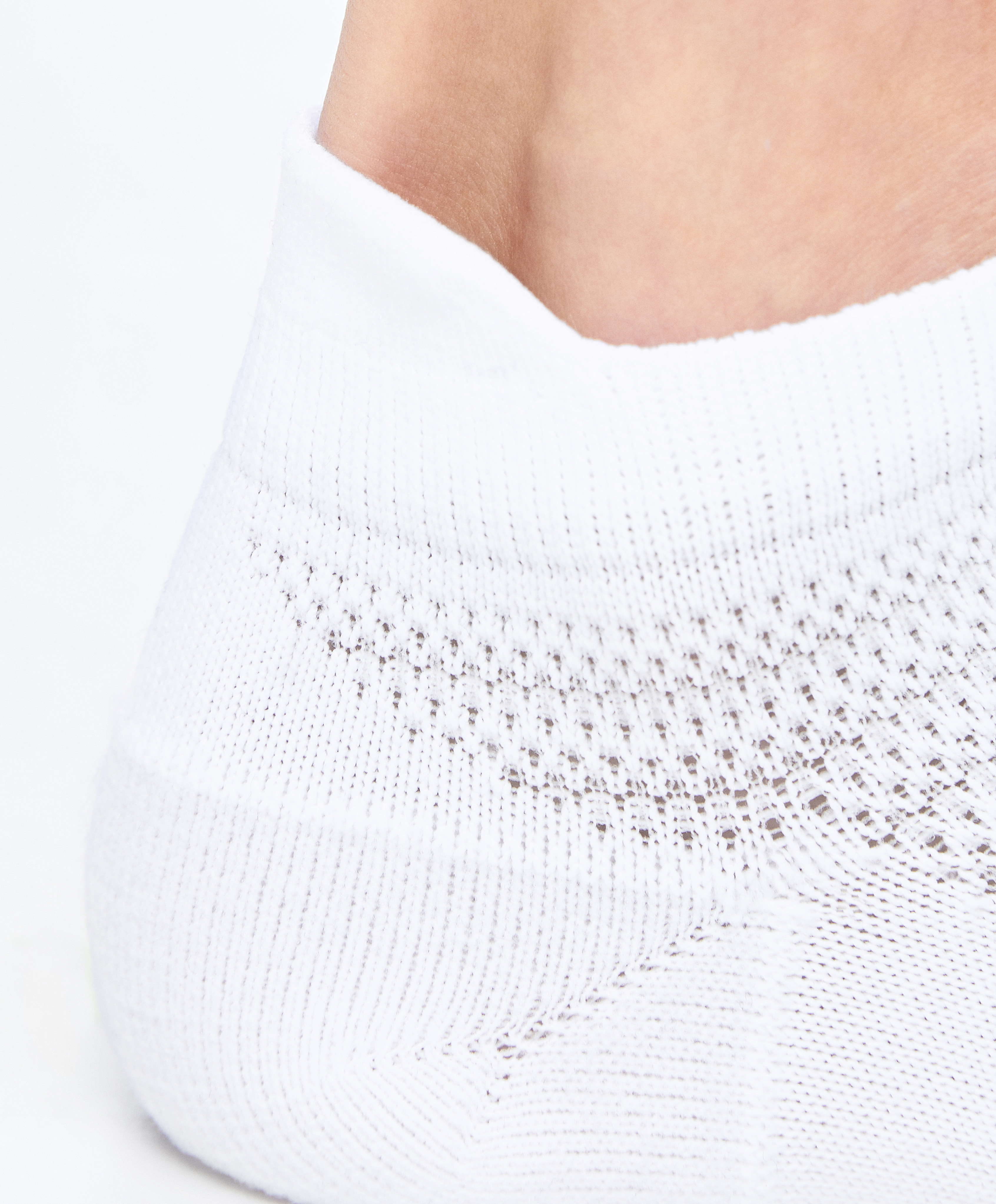 3 pairs of tab polyamide blend sports sneaker socks