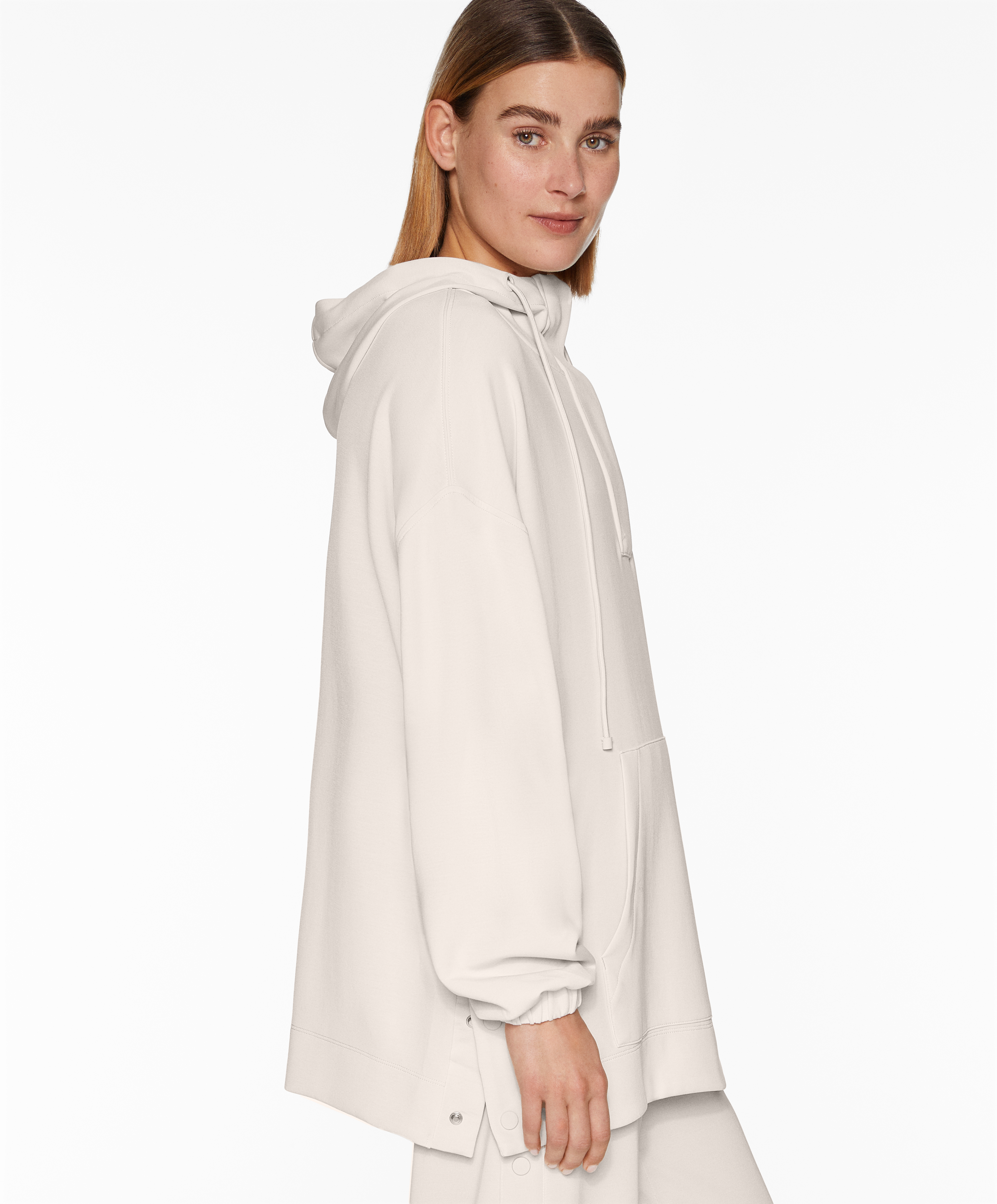 Oversize sweatshirt with soft-touch modal and zip