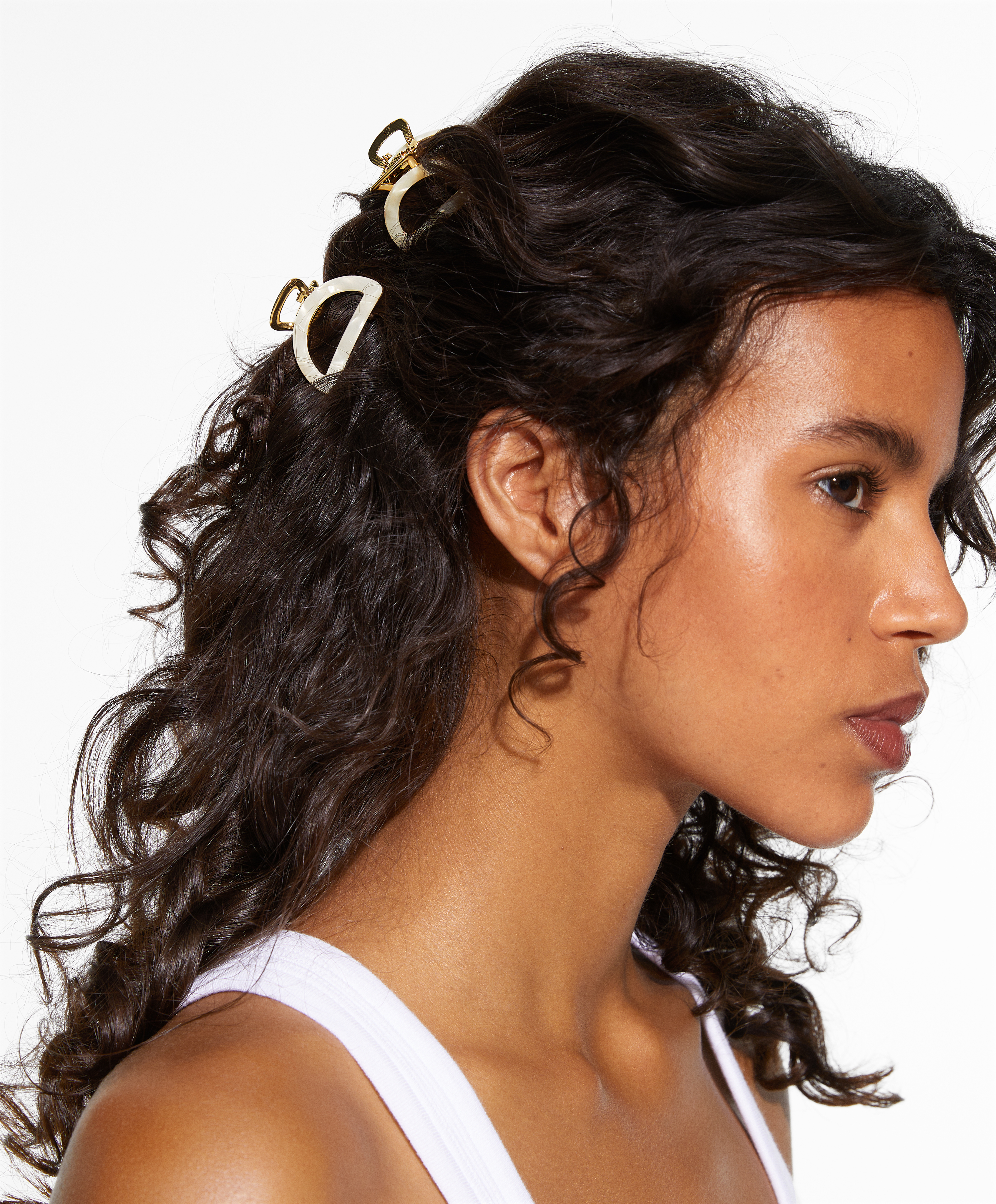 2 metallic mini hair clasps