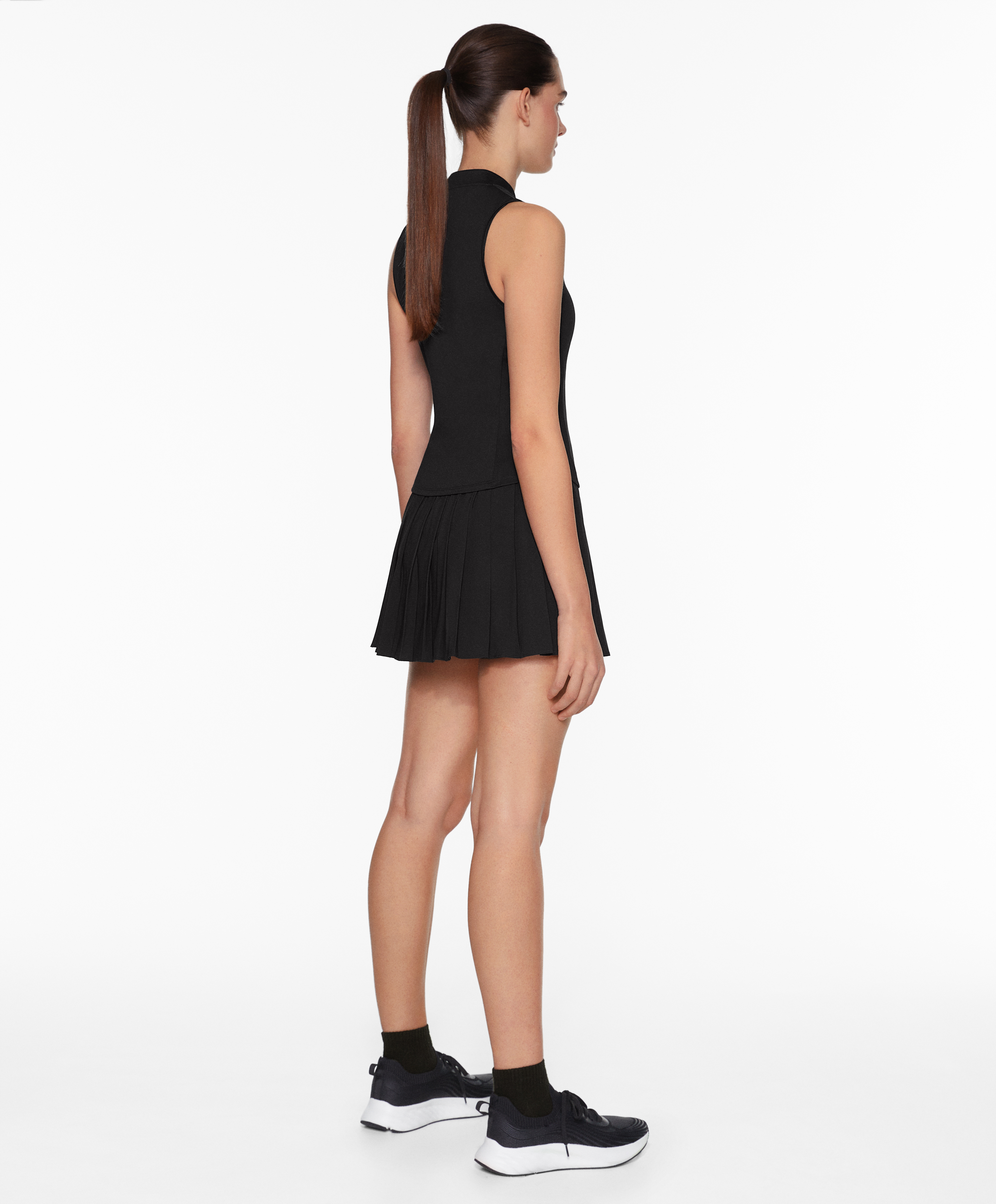 Pleated compressive skirt