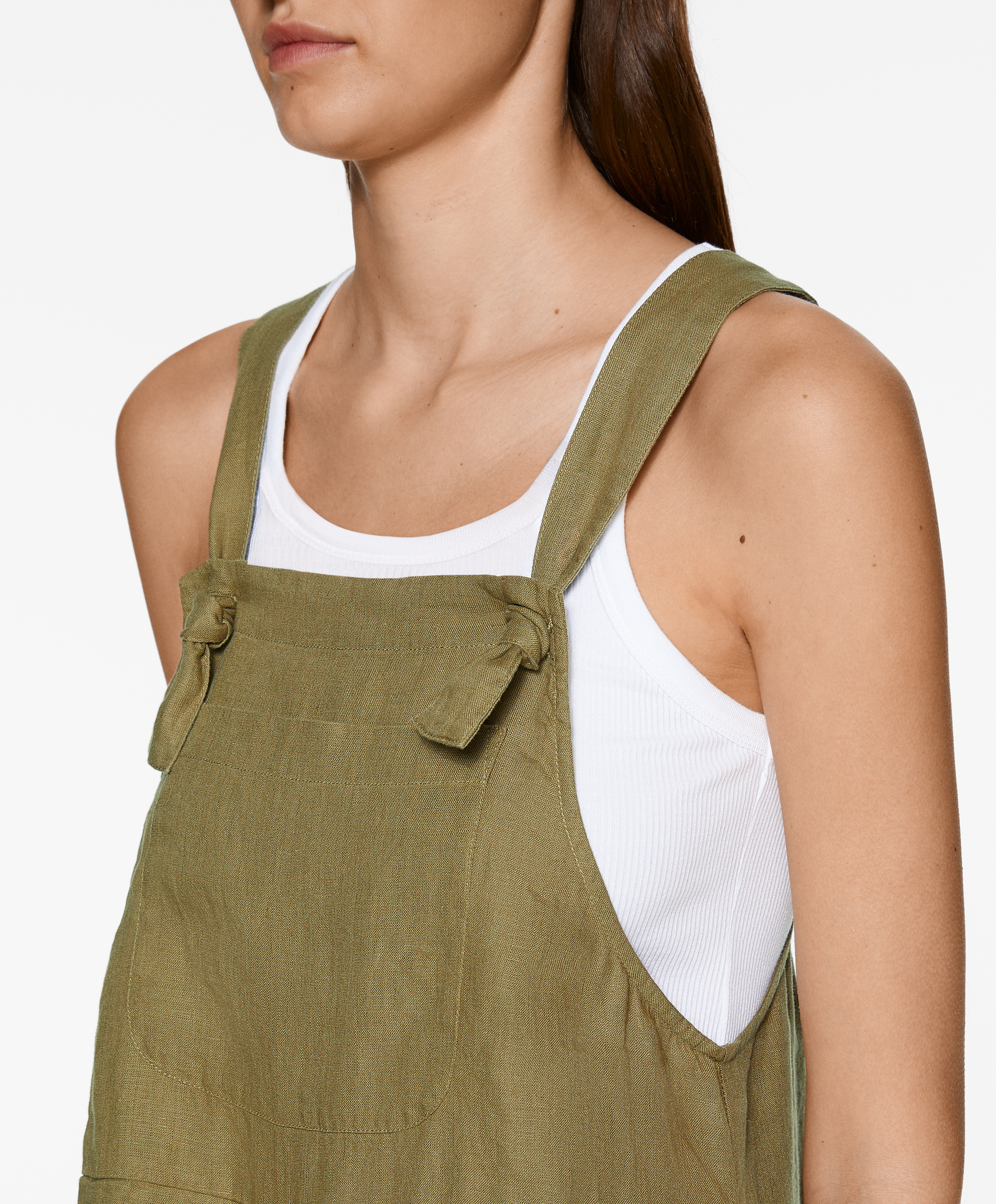 Short strappy jumpsuit in 100% linen