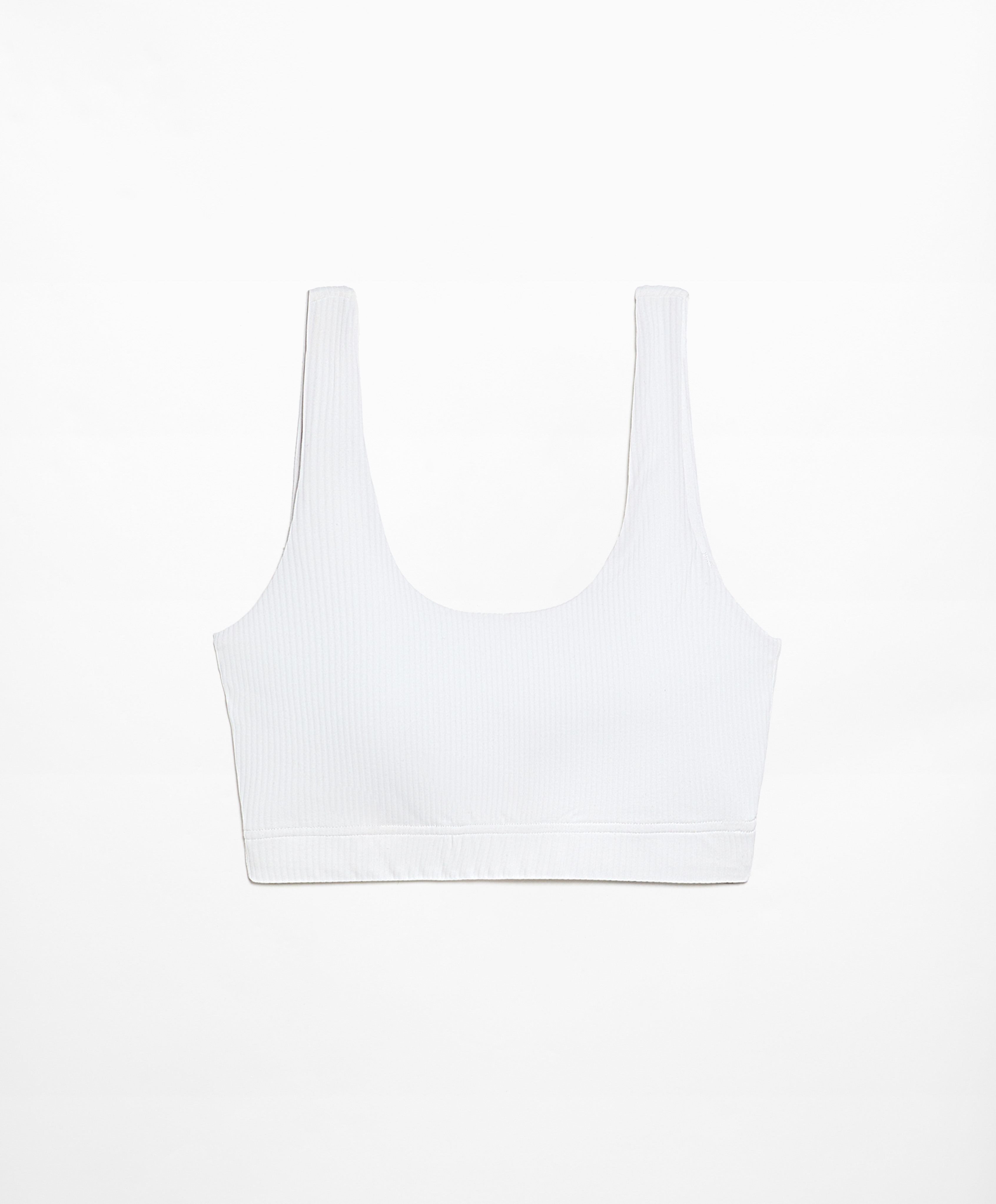 Medium-support comfortlux rib sports bra with cups