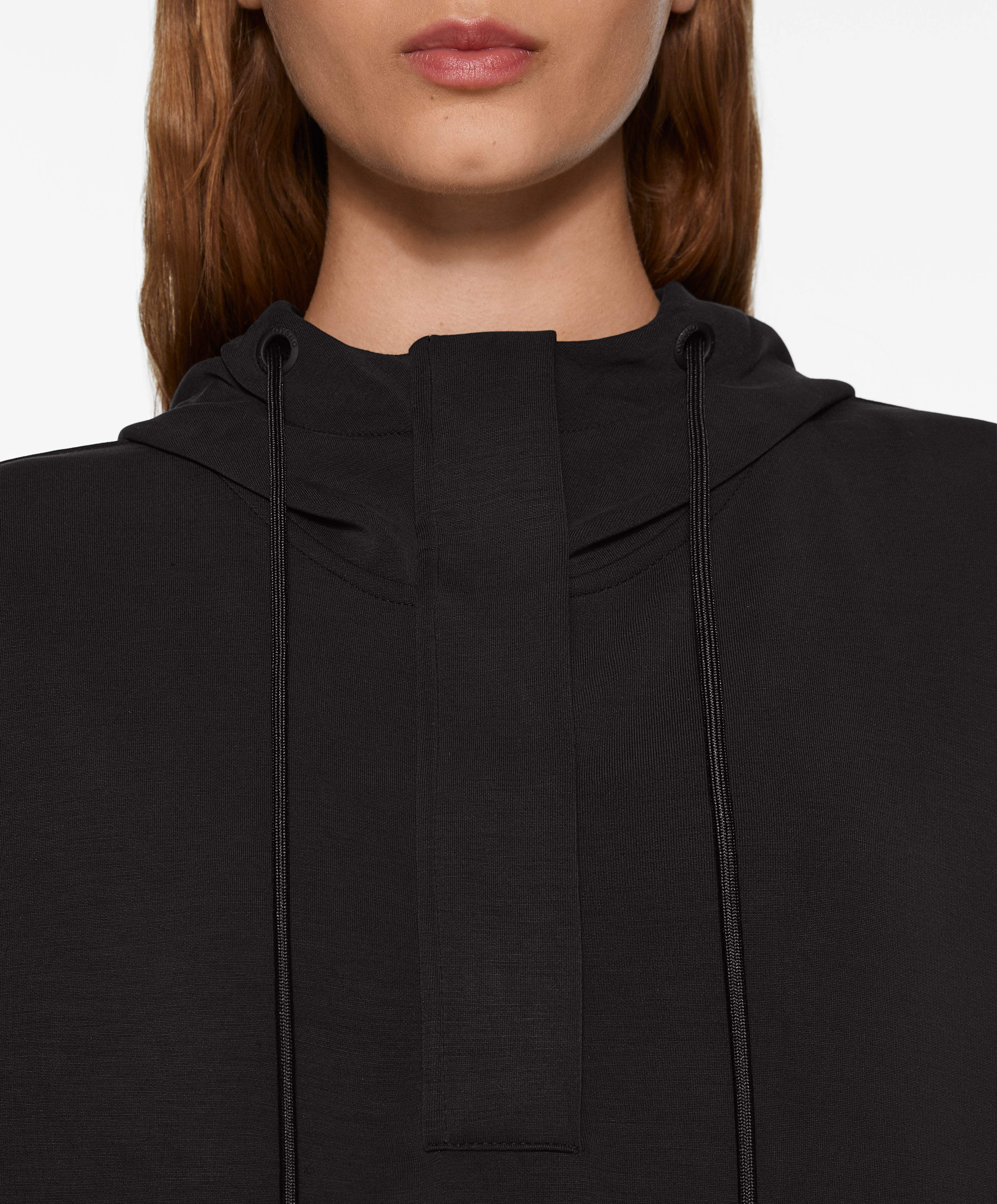 Oversize sweatshirt with soft-touch modal and zip