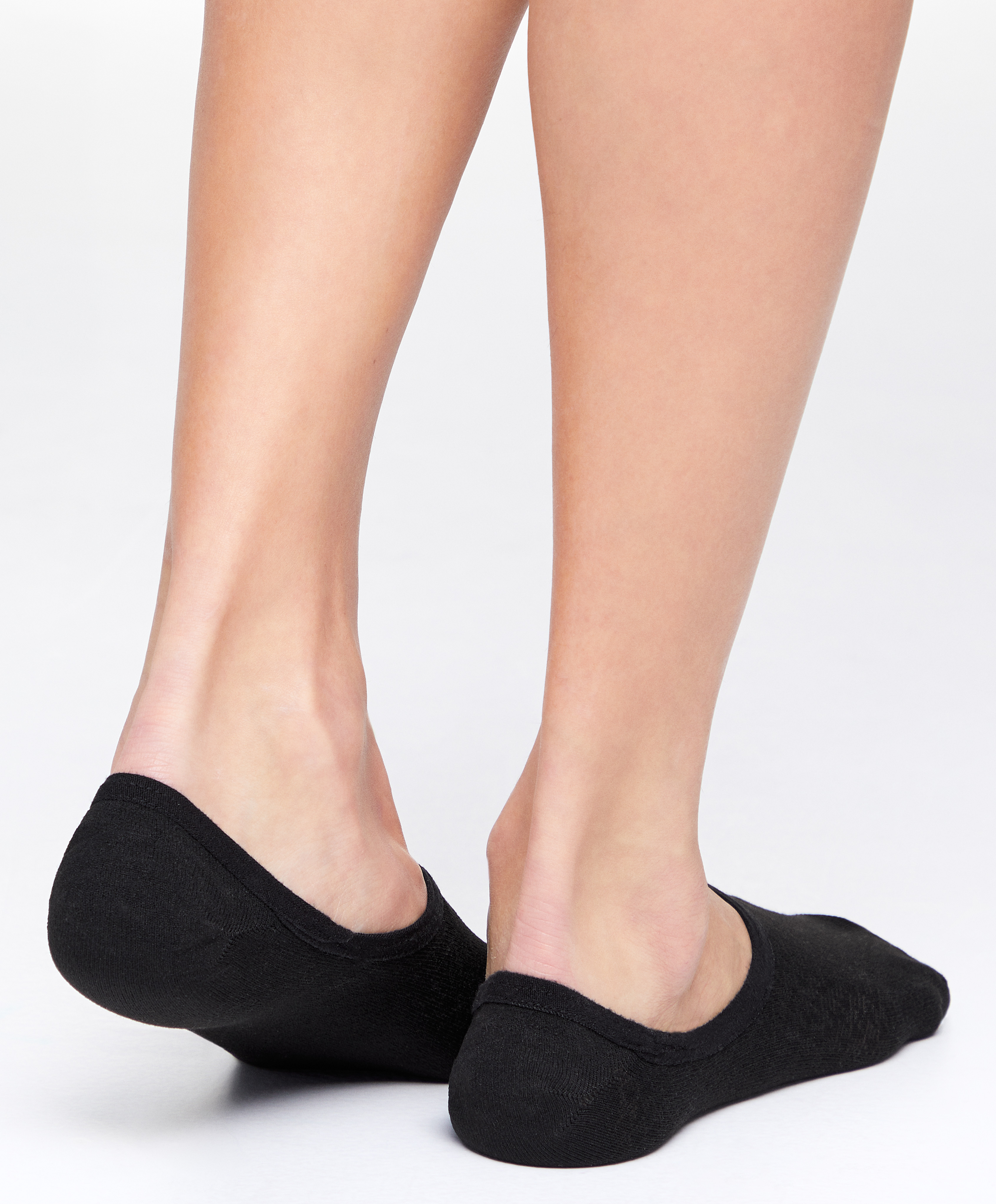 3 pairs of medium-cut invisible polyamide blend sports sneaker socks