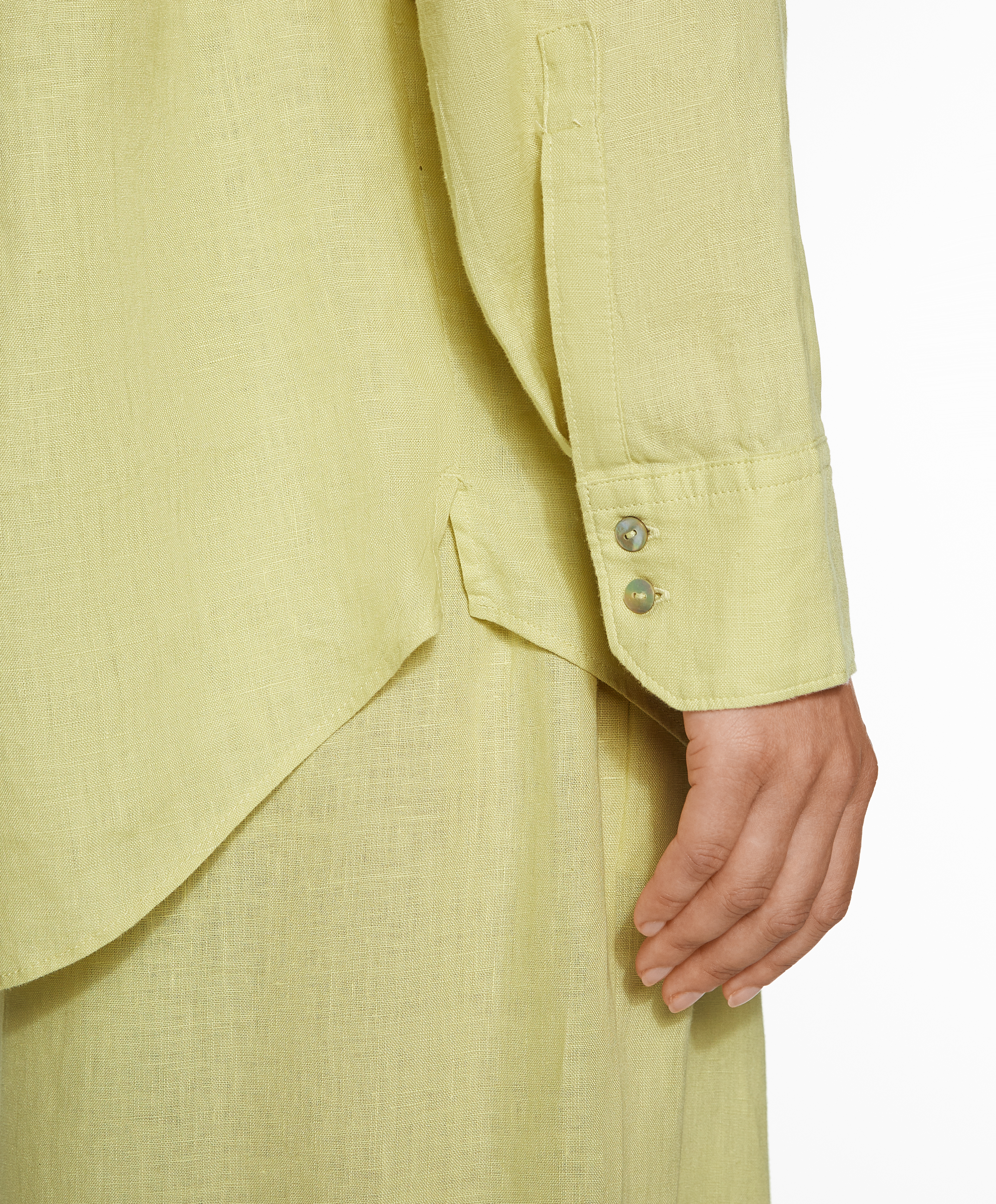 100% linen long-sleeved shirt