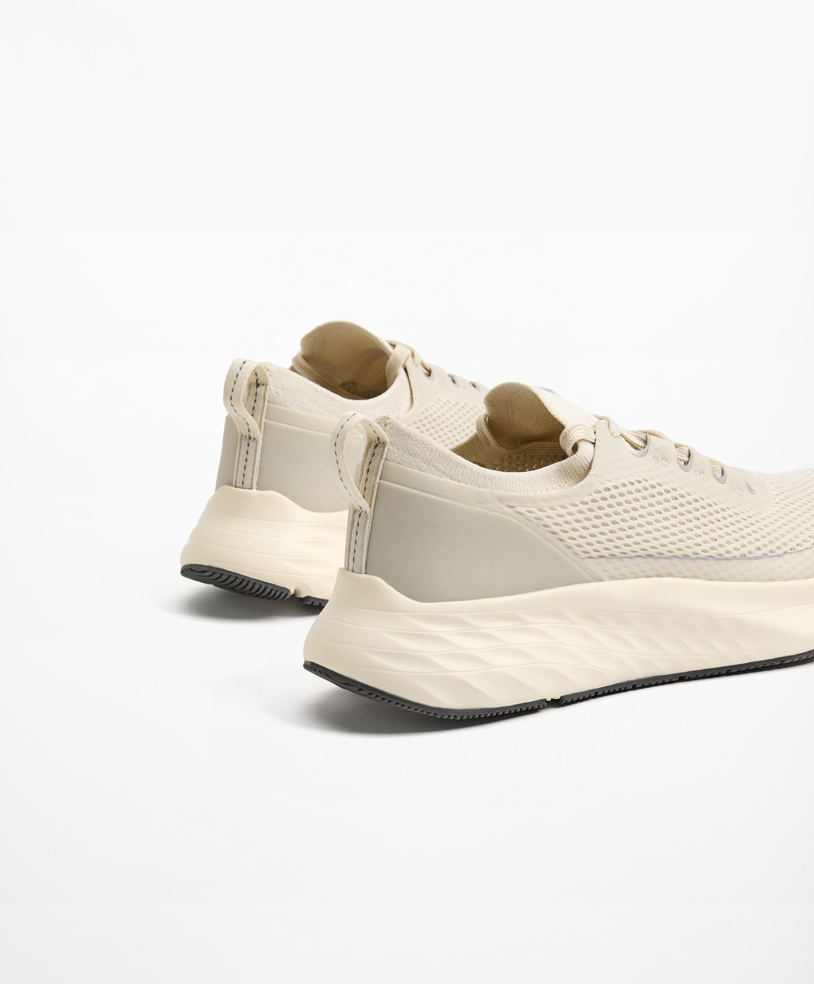 Mesh multi-activity trainers