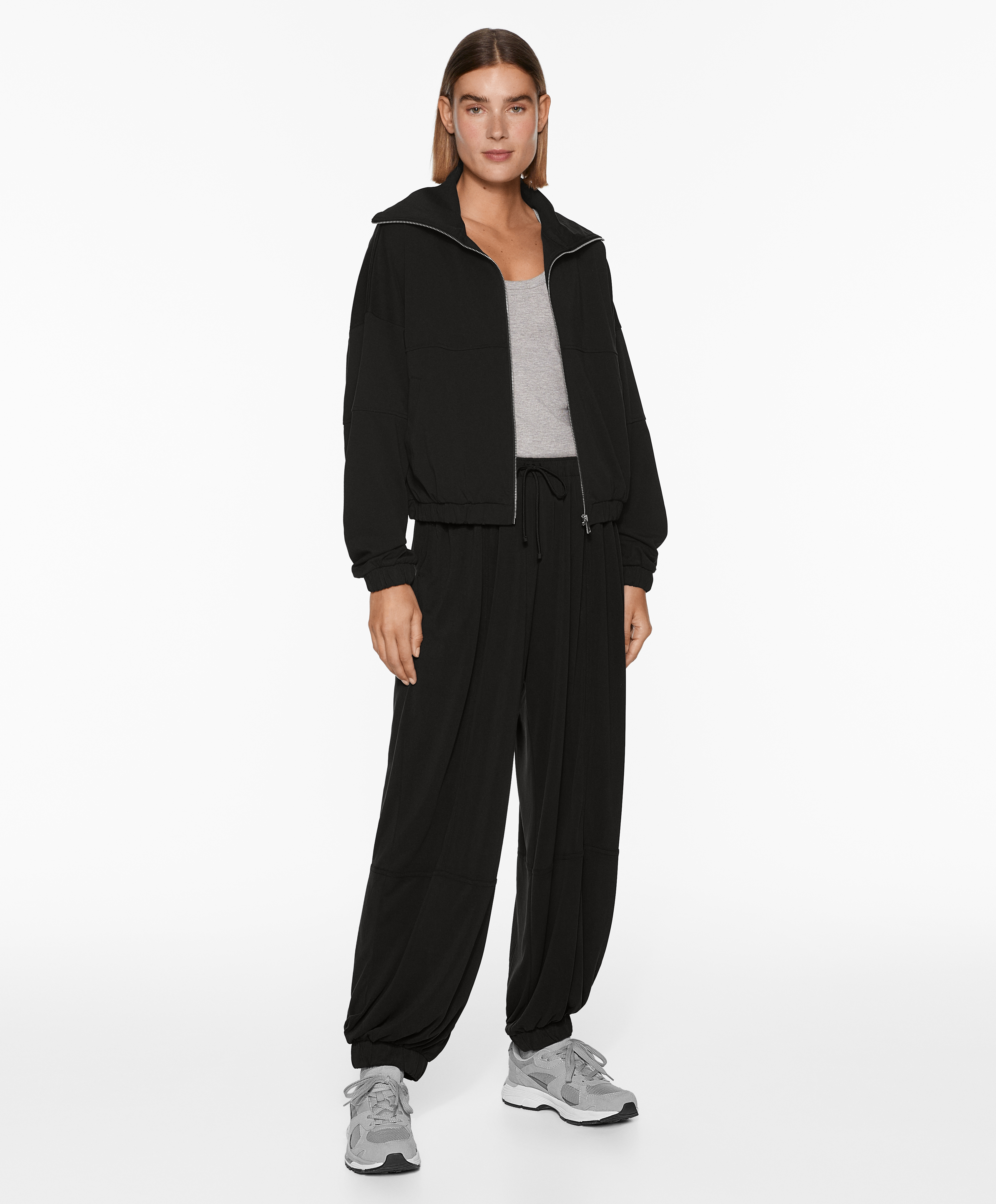 Extra-wide joggers with modal