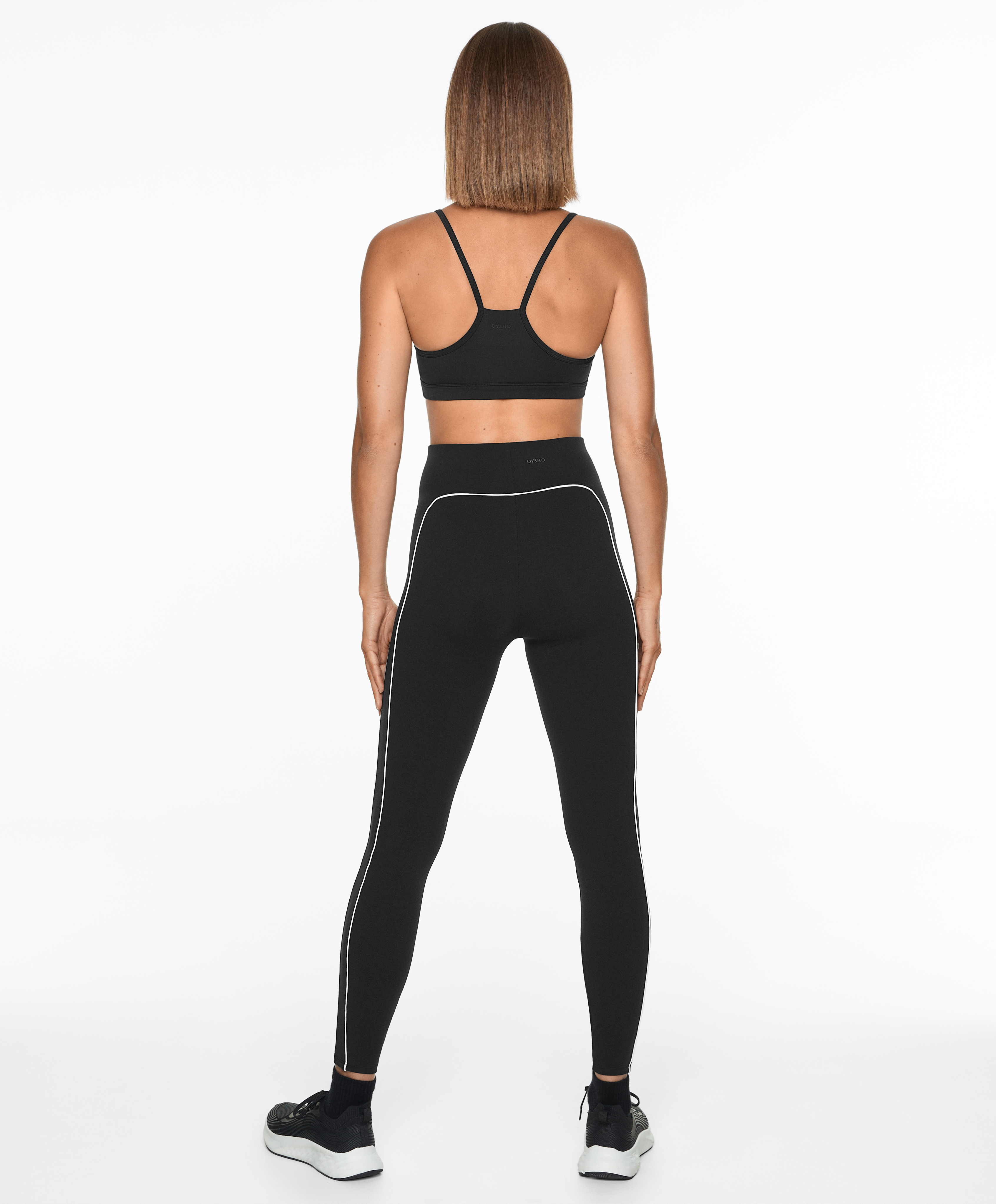 Low-support Comfortlux sports bra with cups