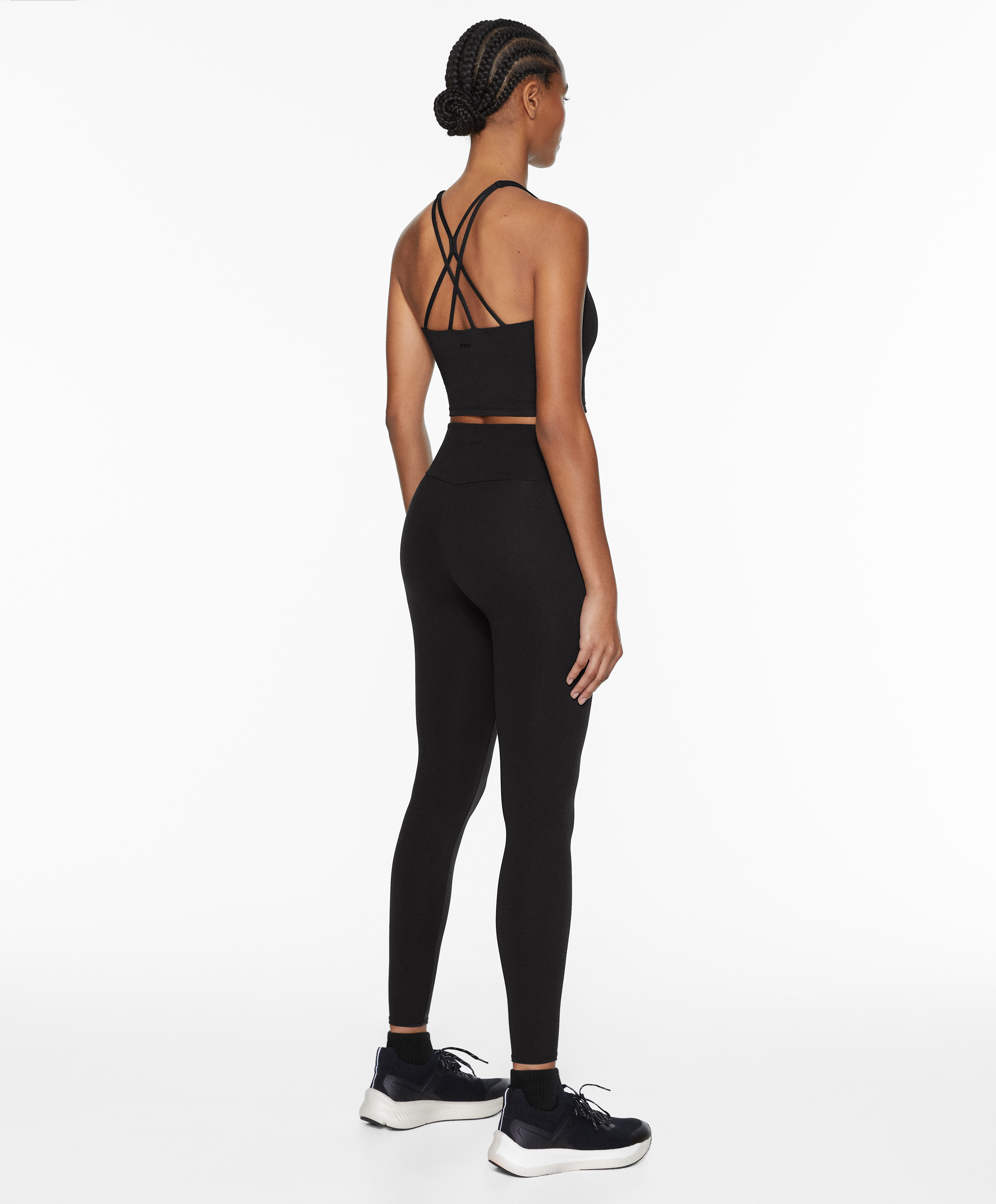 Comfortlux strap tank top with cups