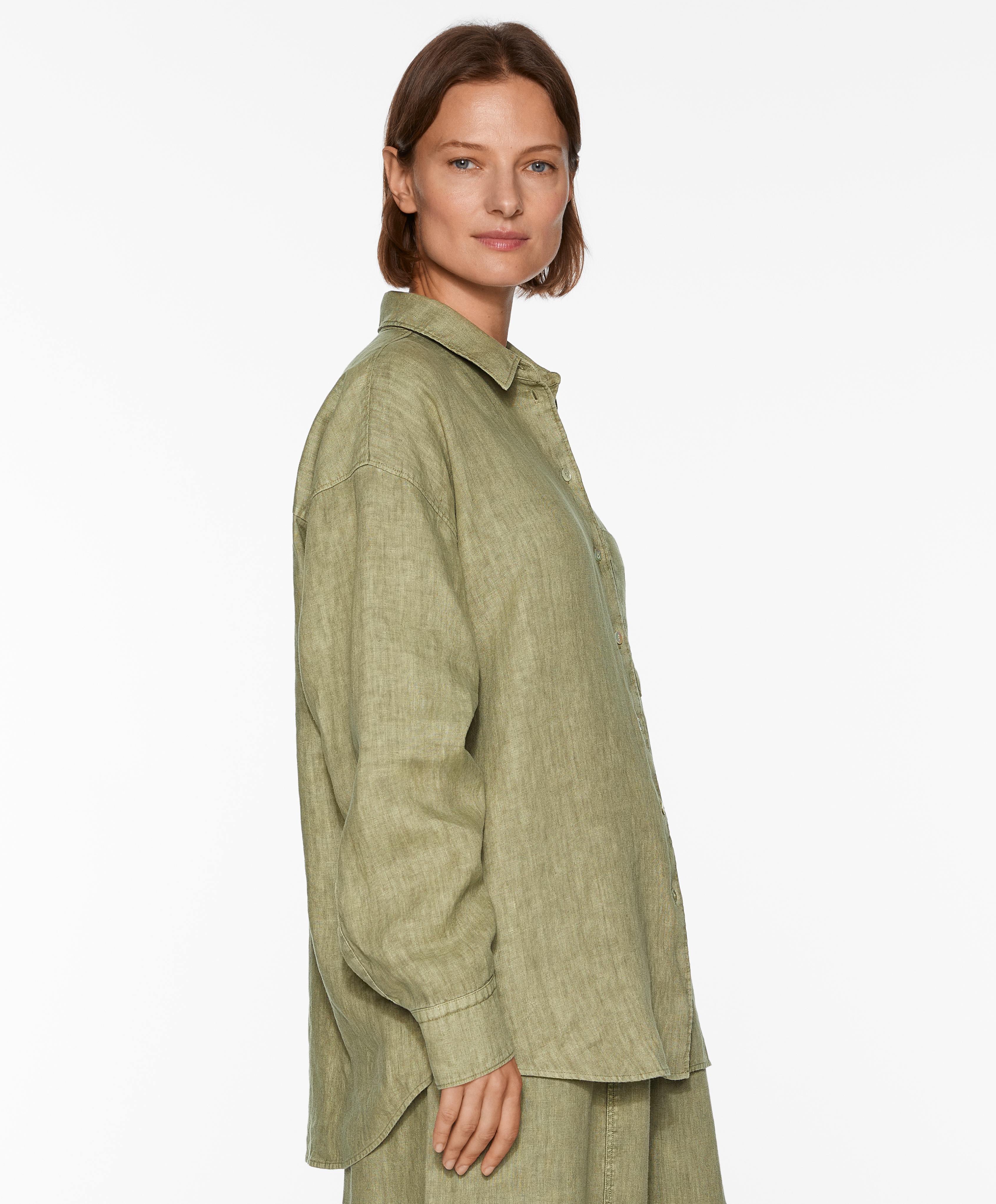 100% linen long-sleeved shirt